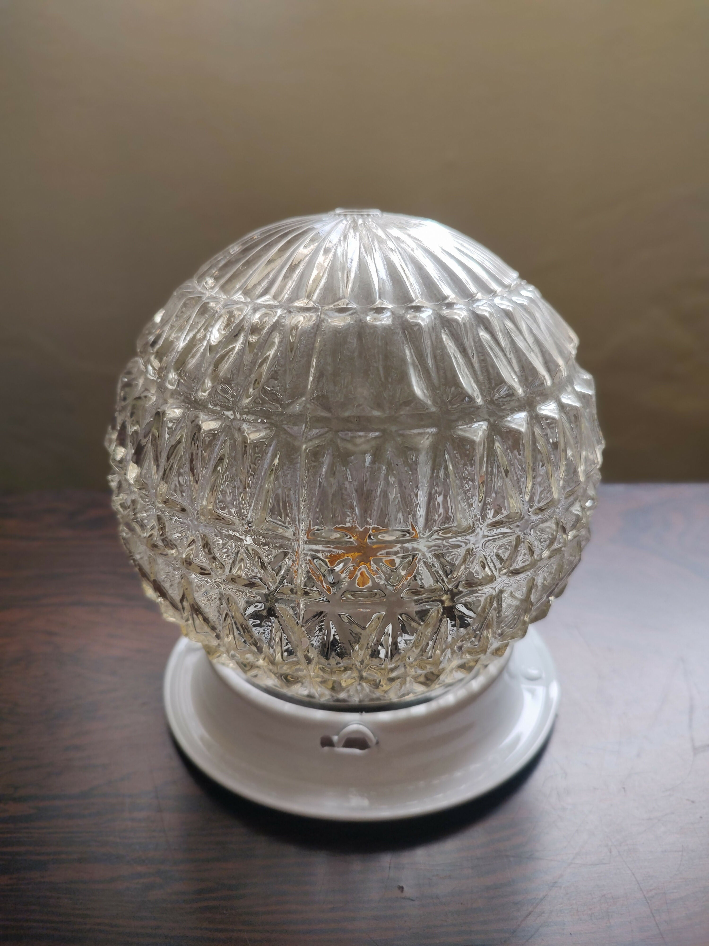 Antiga Cúpula / Lustre / Luminária Globo em vidro texturizado com bocal e plafon novos (modelos diversos)