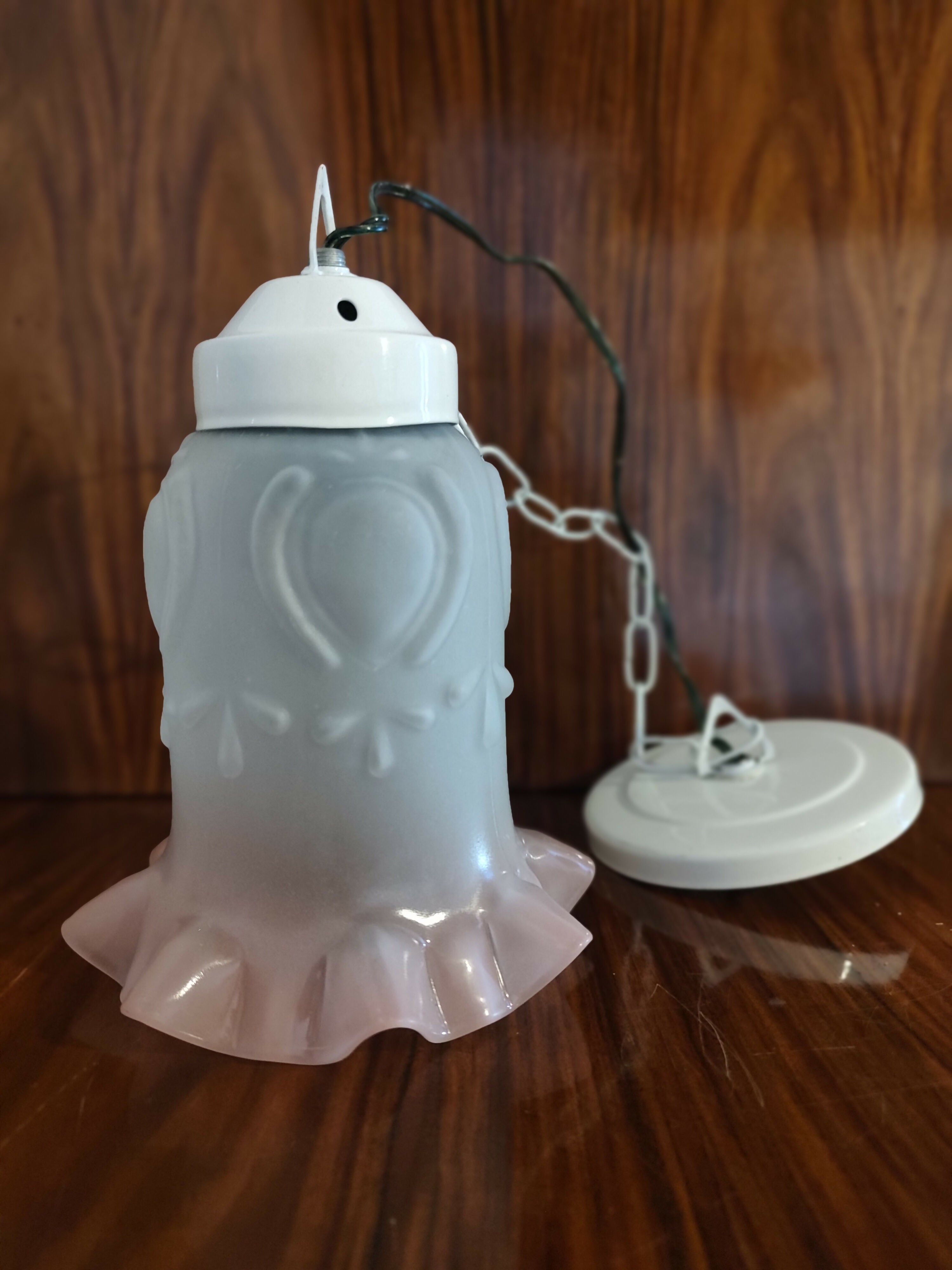 Luminária Pendente Tulipa em vidro fosco com rosa degradê