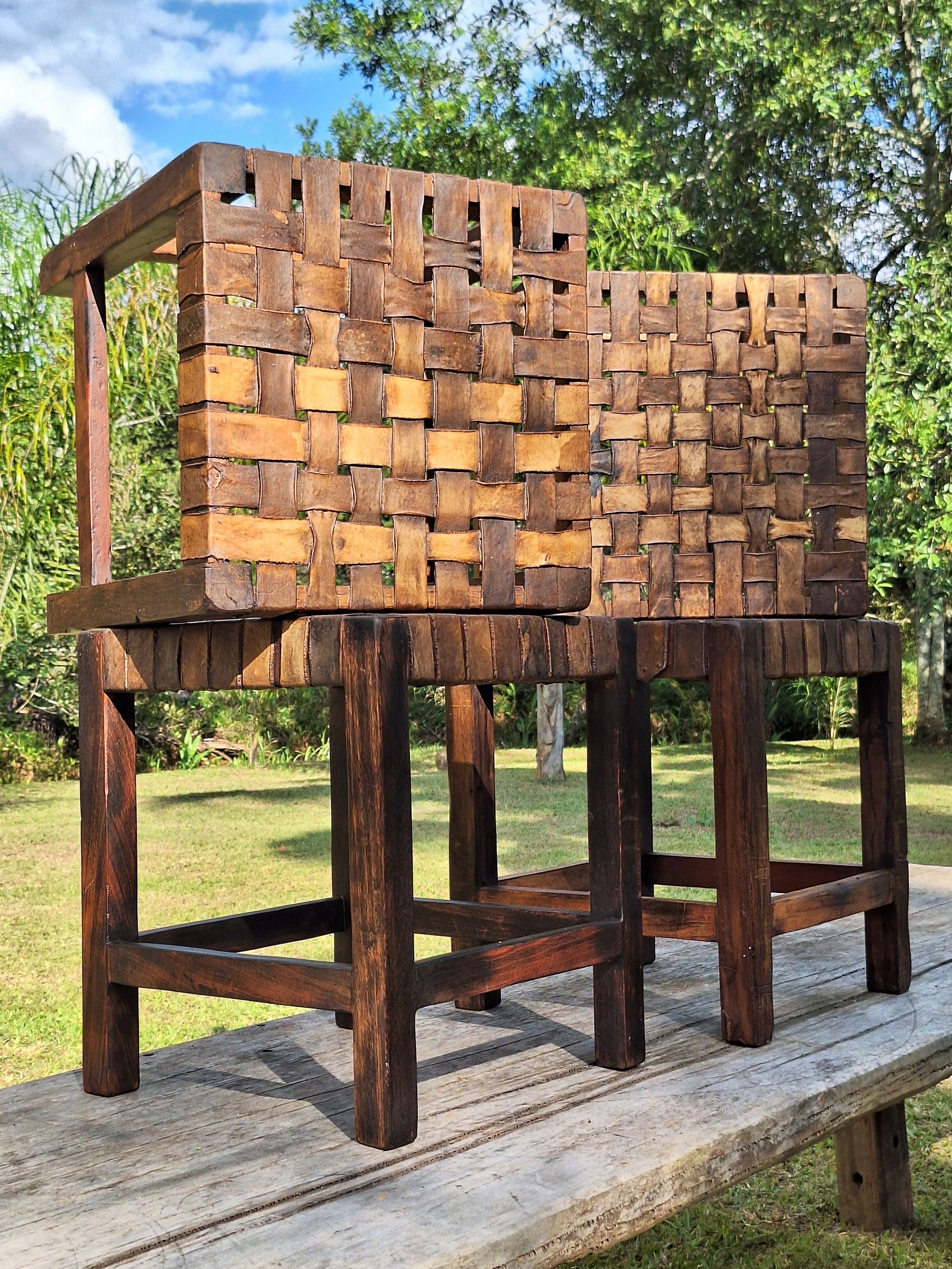 Banqueta de Couro em Tiras Madeira Maciça Garimpo Mineiro (Valor unitário)