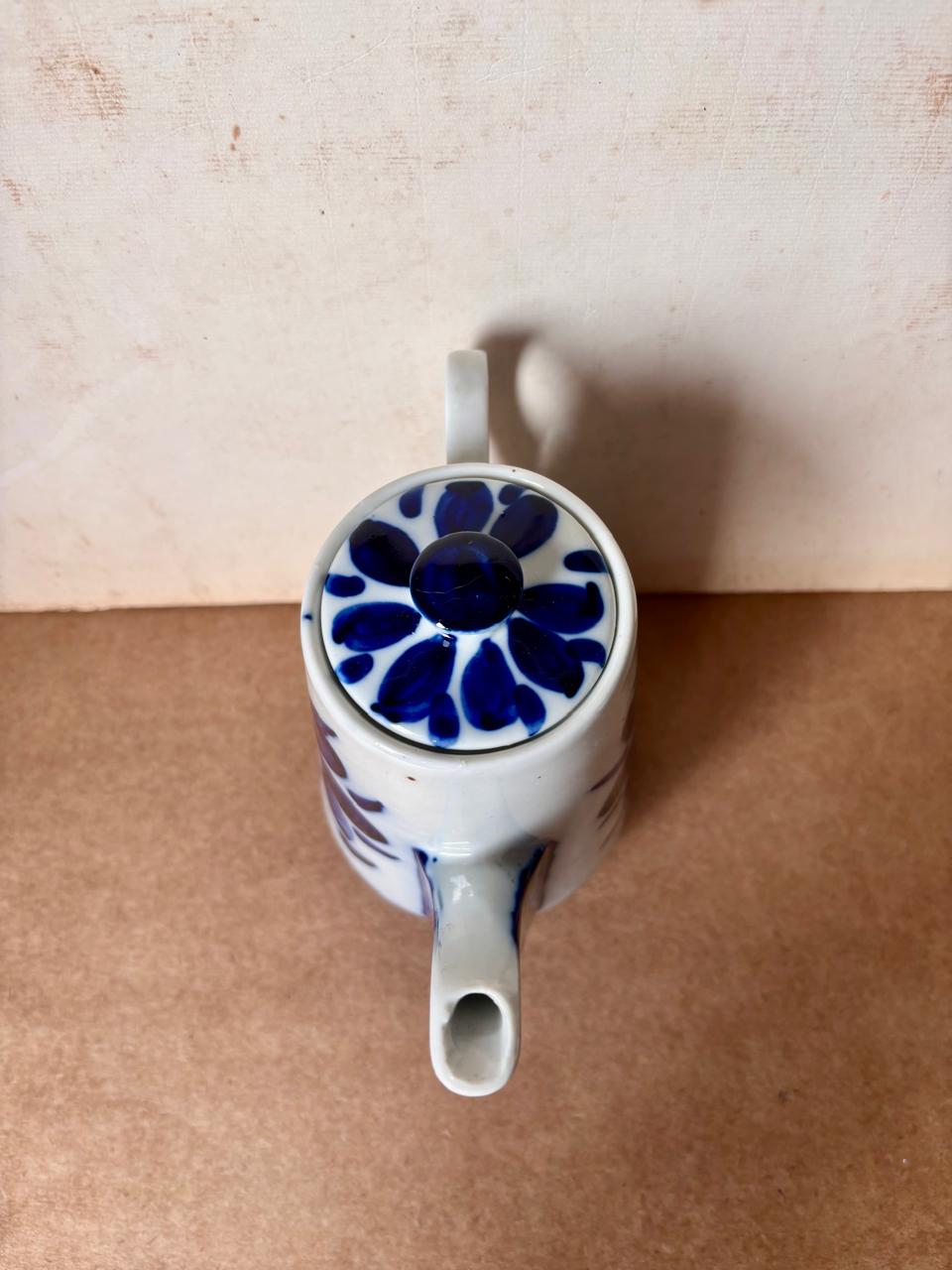 Bule em porcelana Monte Sião azul e branca pintado à mão (DMCPS_544)