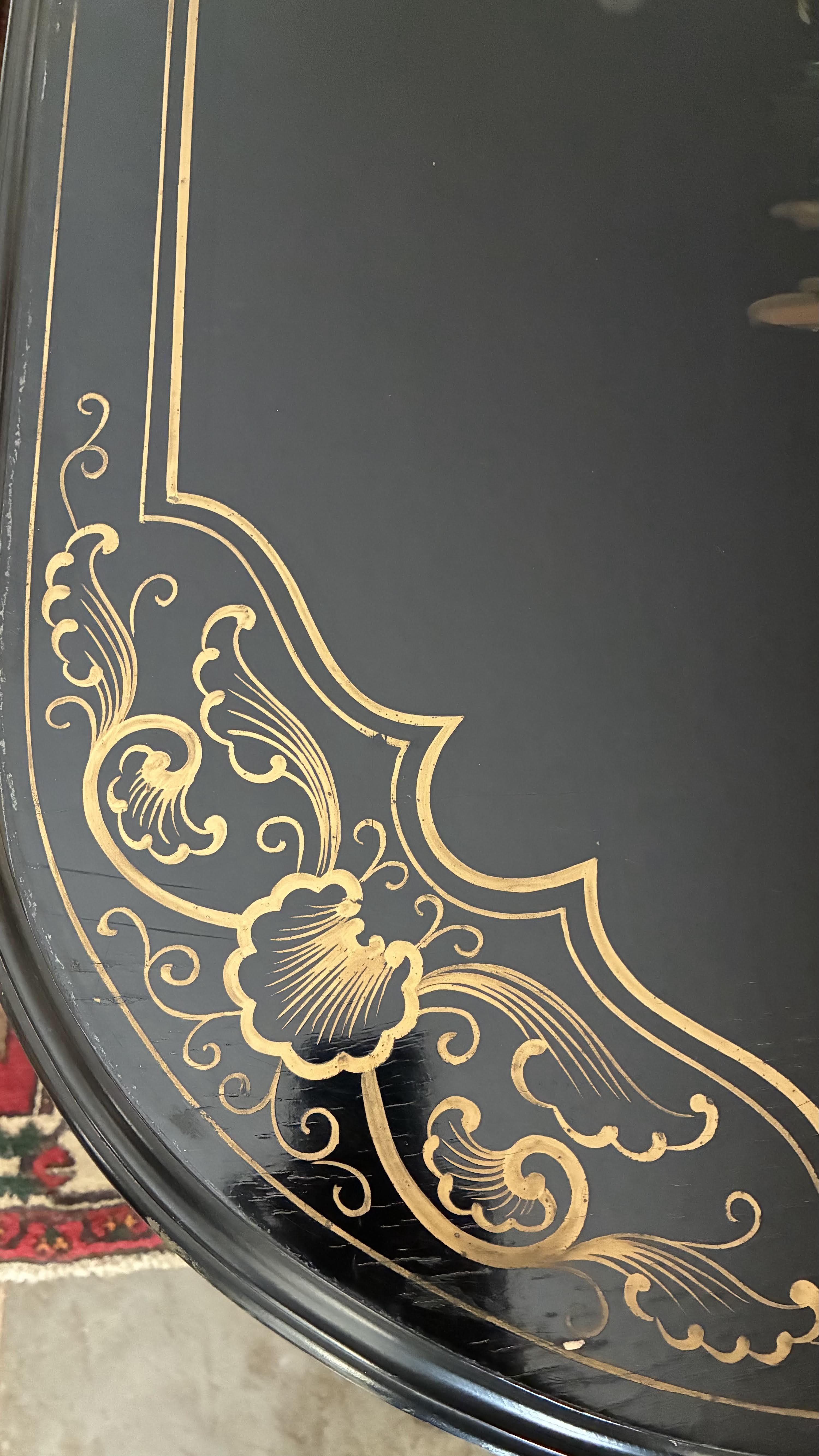Mesa de Jantar Antiga em Laca preta - Estilo Oriental Chinesa