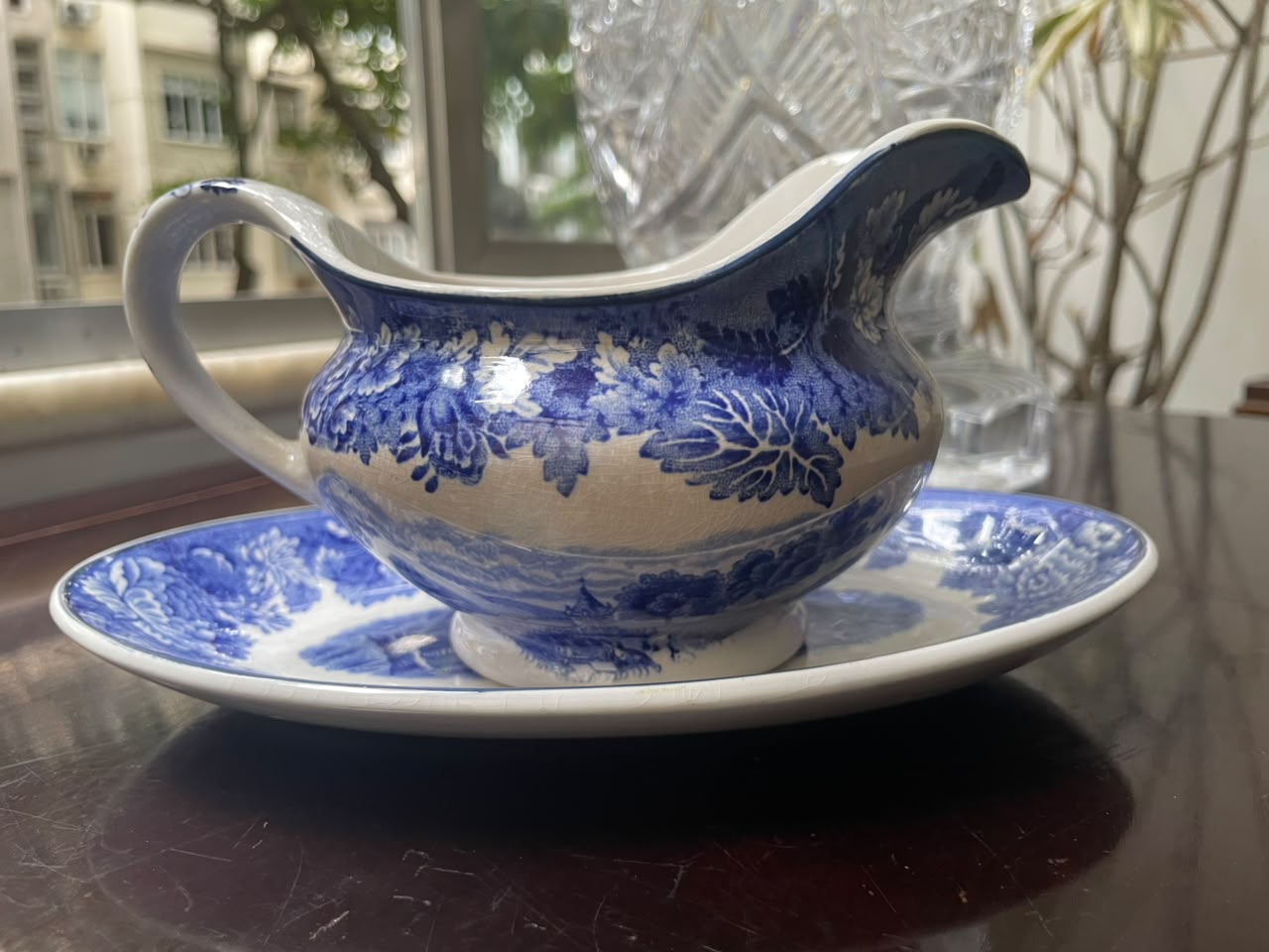 Molheira com presentoir Woods &amp; Sons em faiança inglesa azul