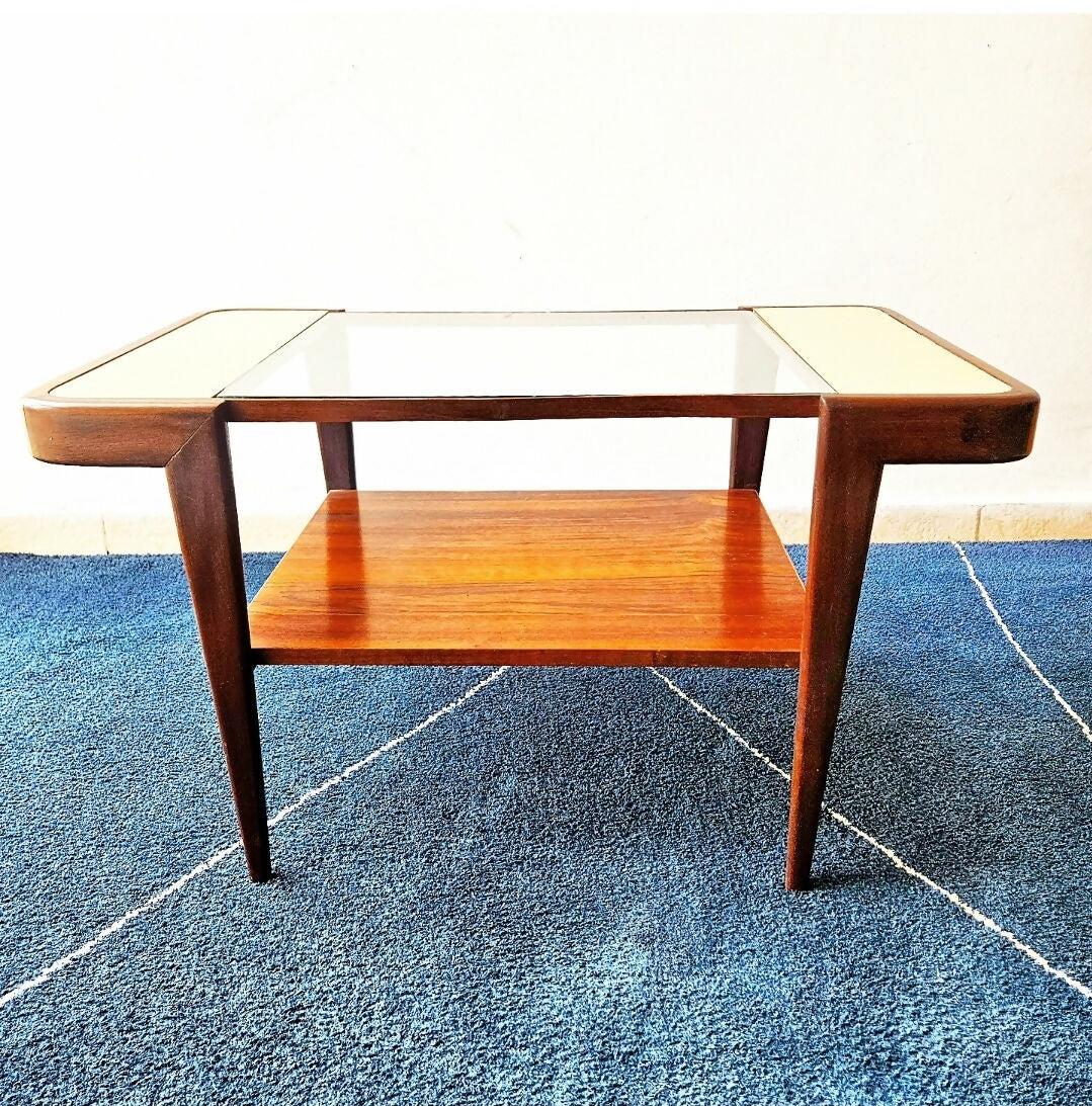 MESA AUXILIAR OU DE CENTRO • ANOS 60