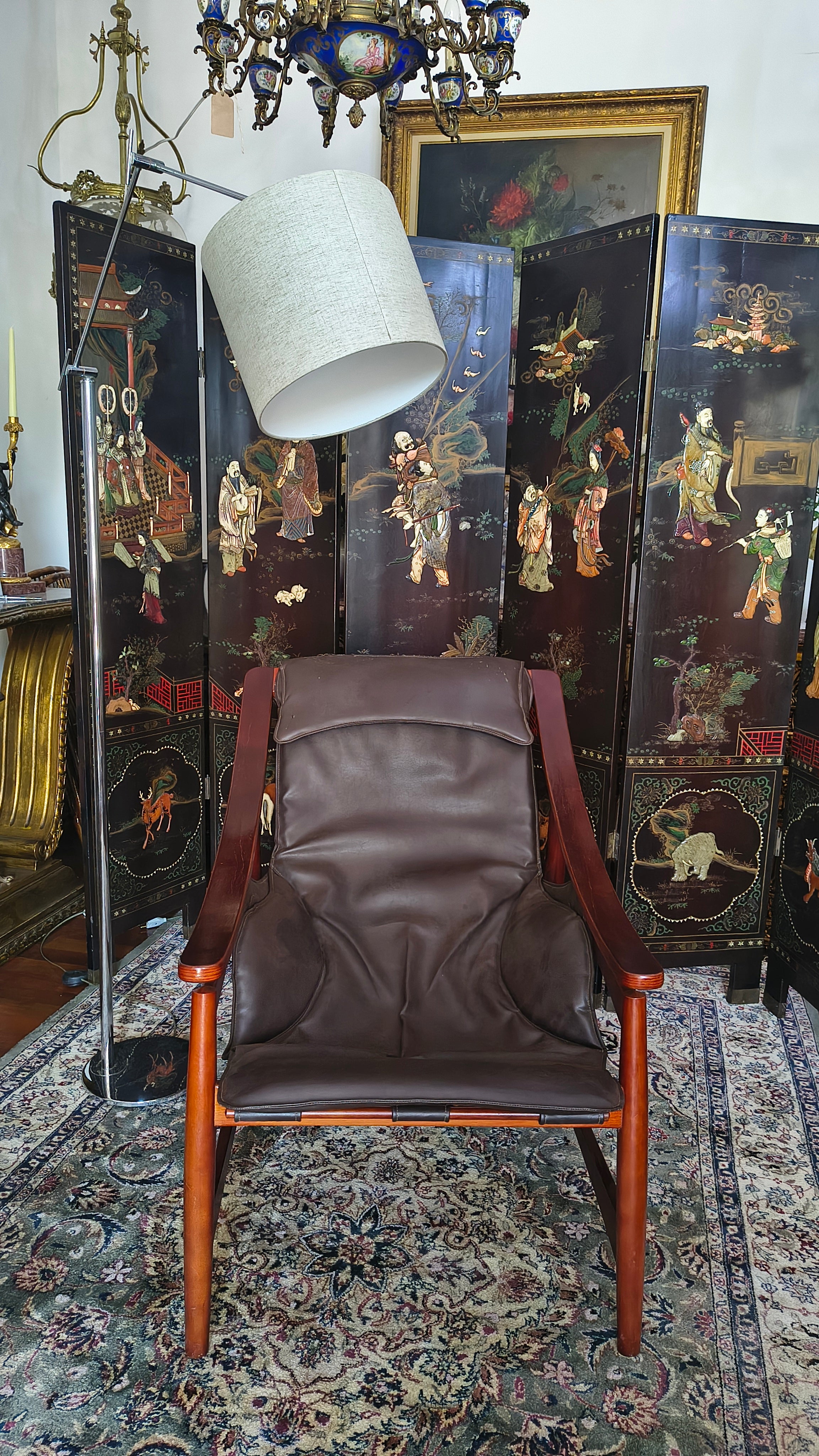 Poltrona Sol design modernista ( releitura Liceu)