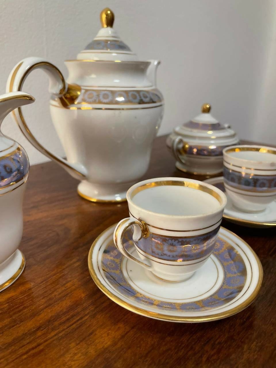 Aparelho de café em porcelana Barão do Rio Branco azul e dourado