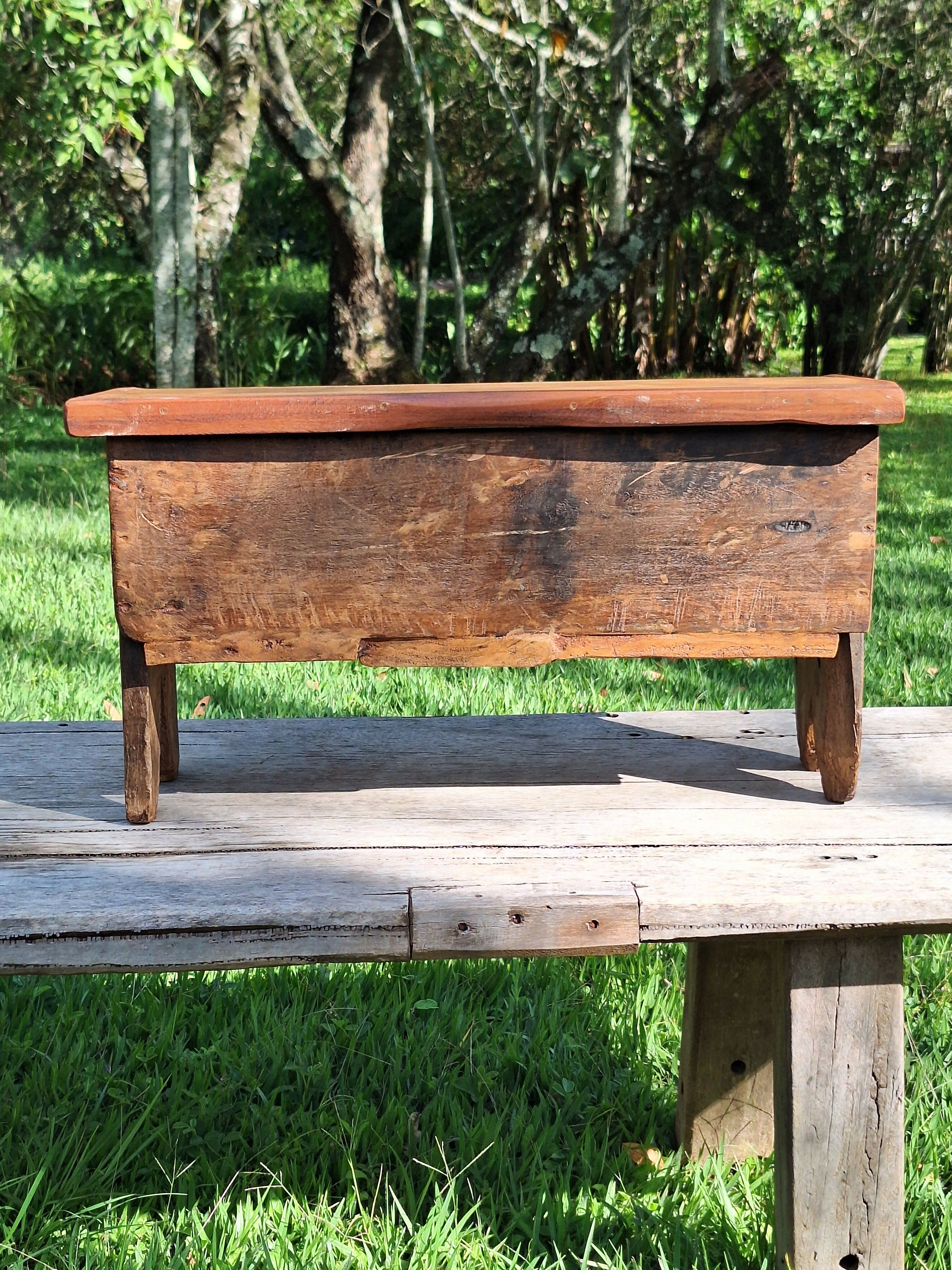 Baú Rústico Madeira Maciça Garimpo Mineiro