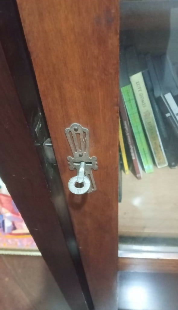 Livreiro Miele