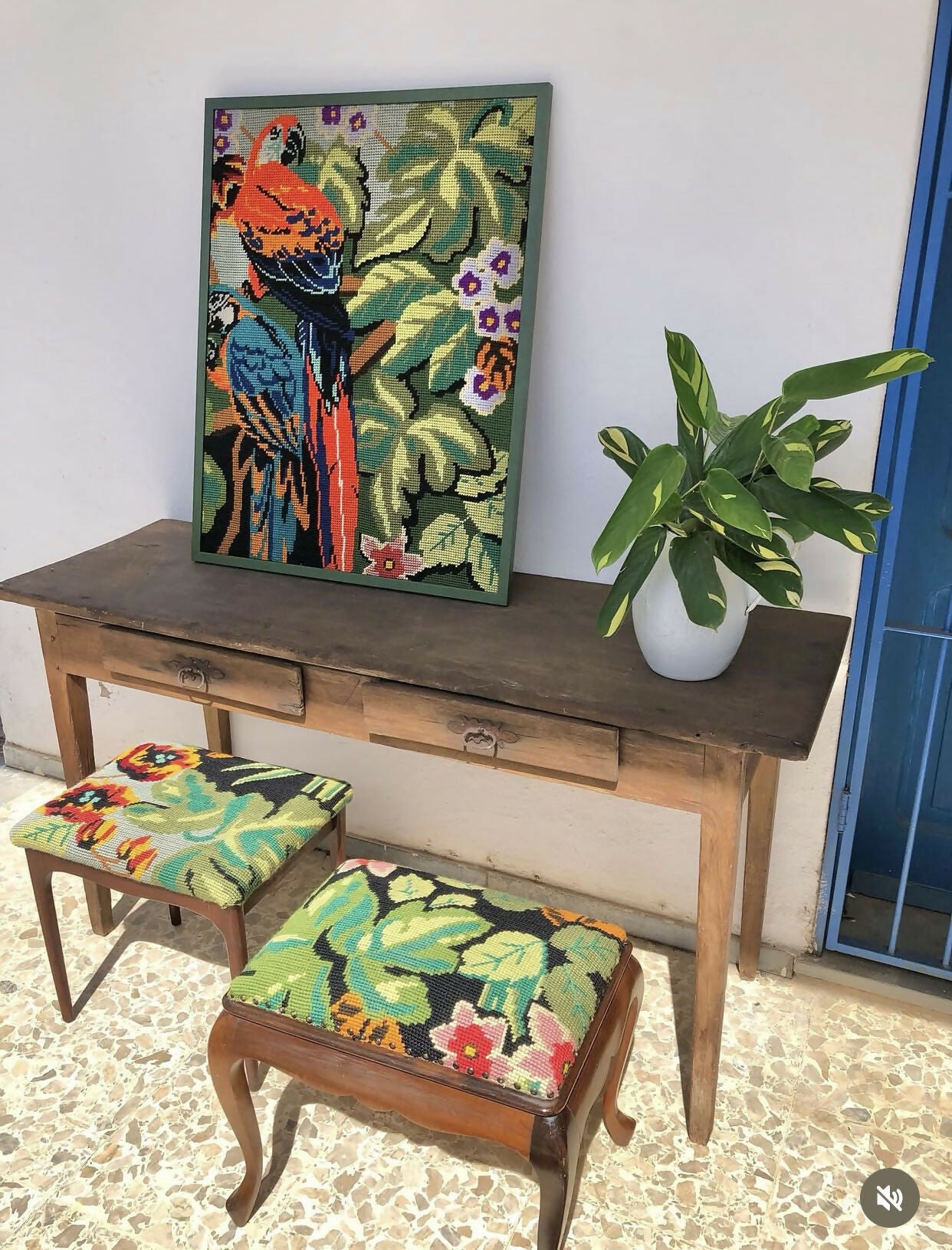 Banqueta e tapeçaria (valor unitário)