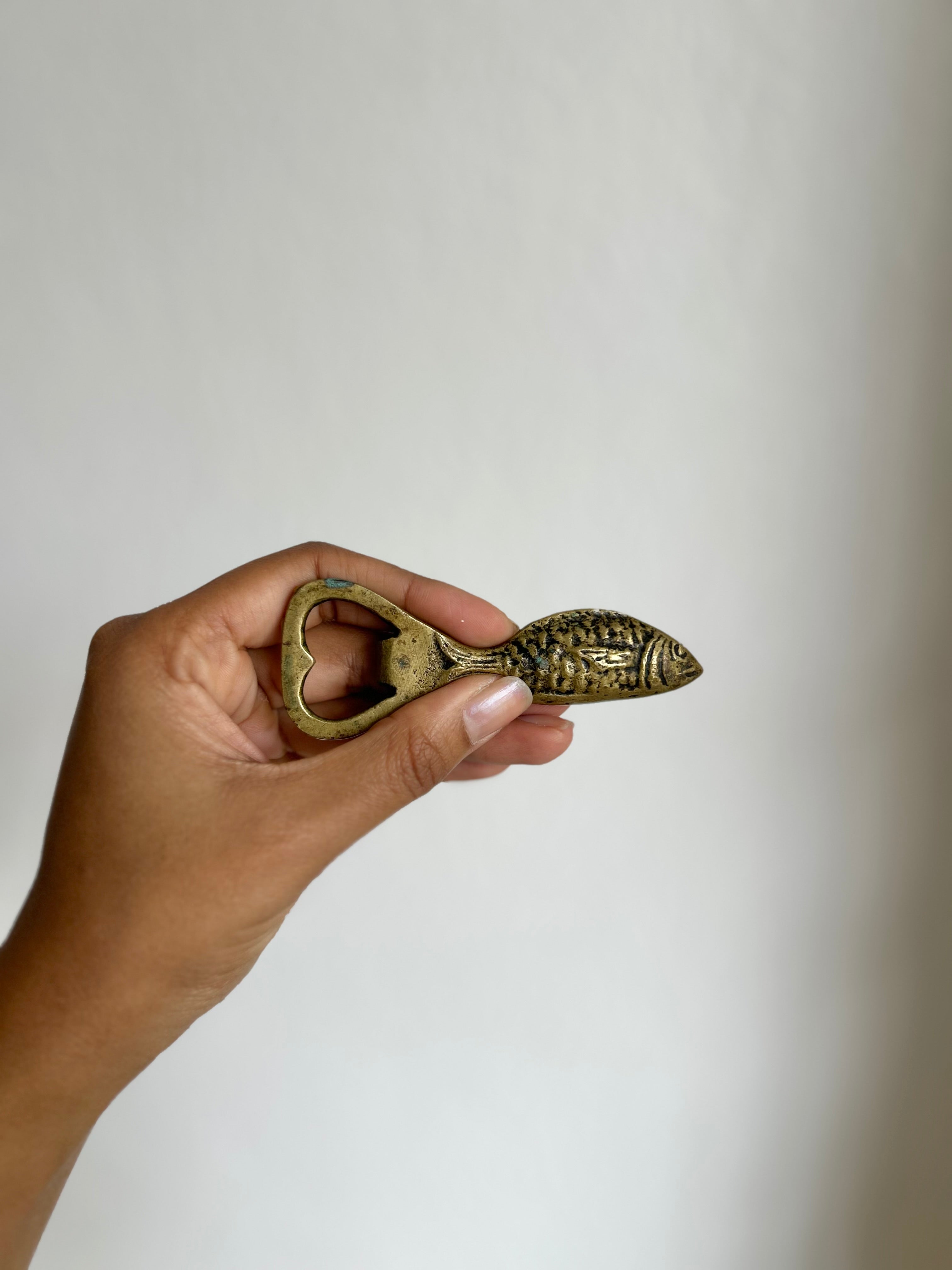 Abridor de Garrafa Vintage Peixe em Latão