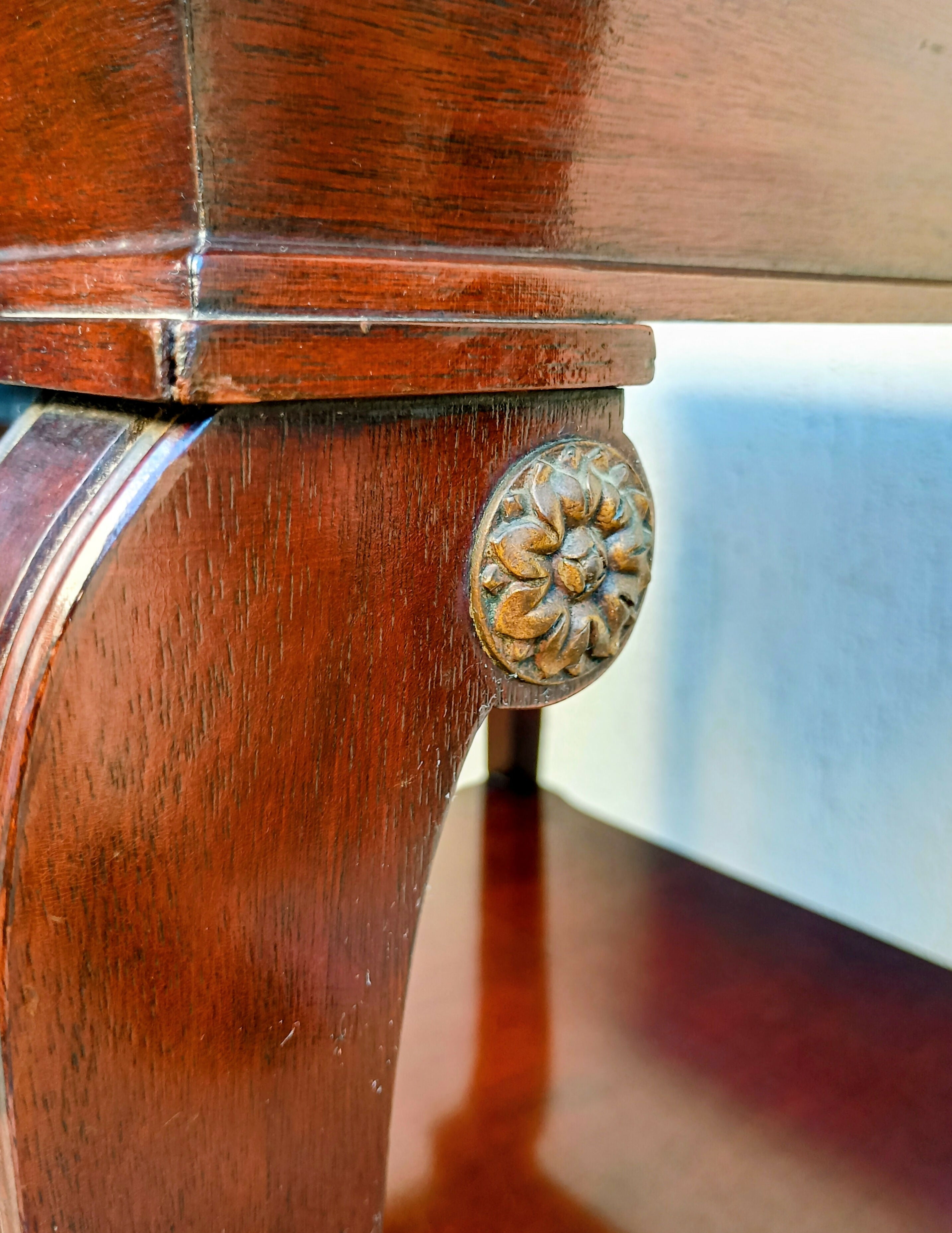 Mesa de Canto Clássica