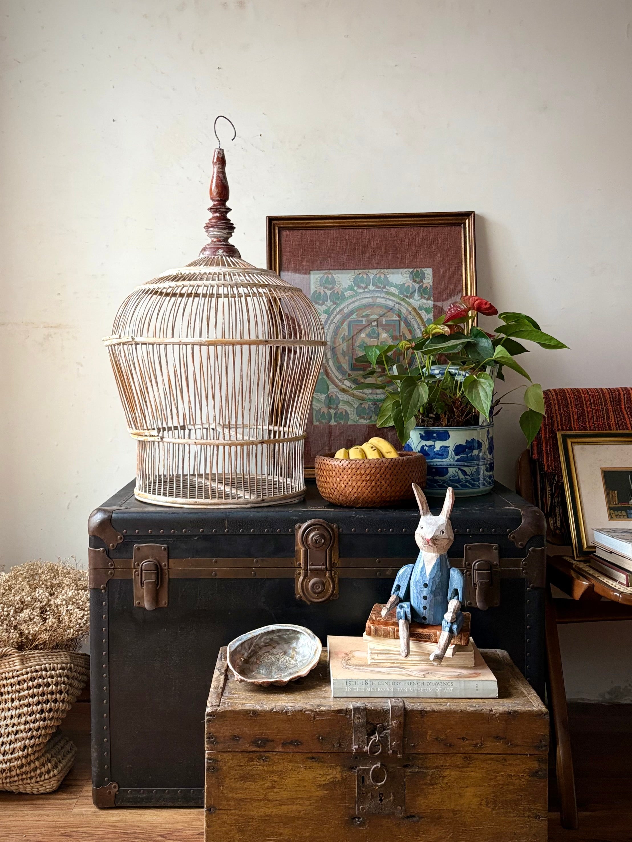 Grande gaiola ornamental em bambu para pendurar ou apoiar
