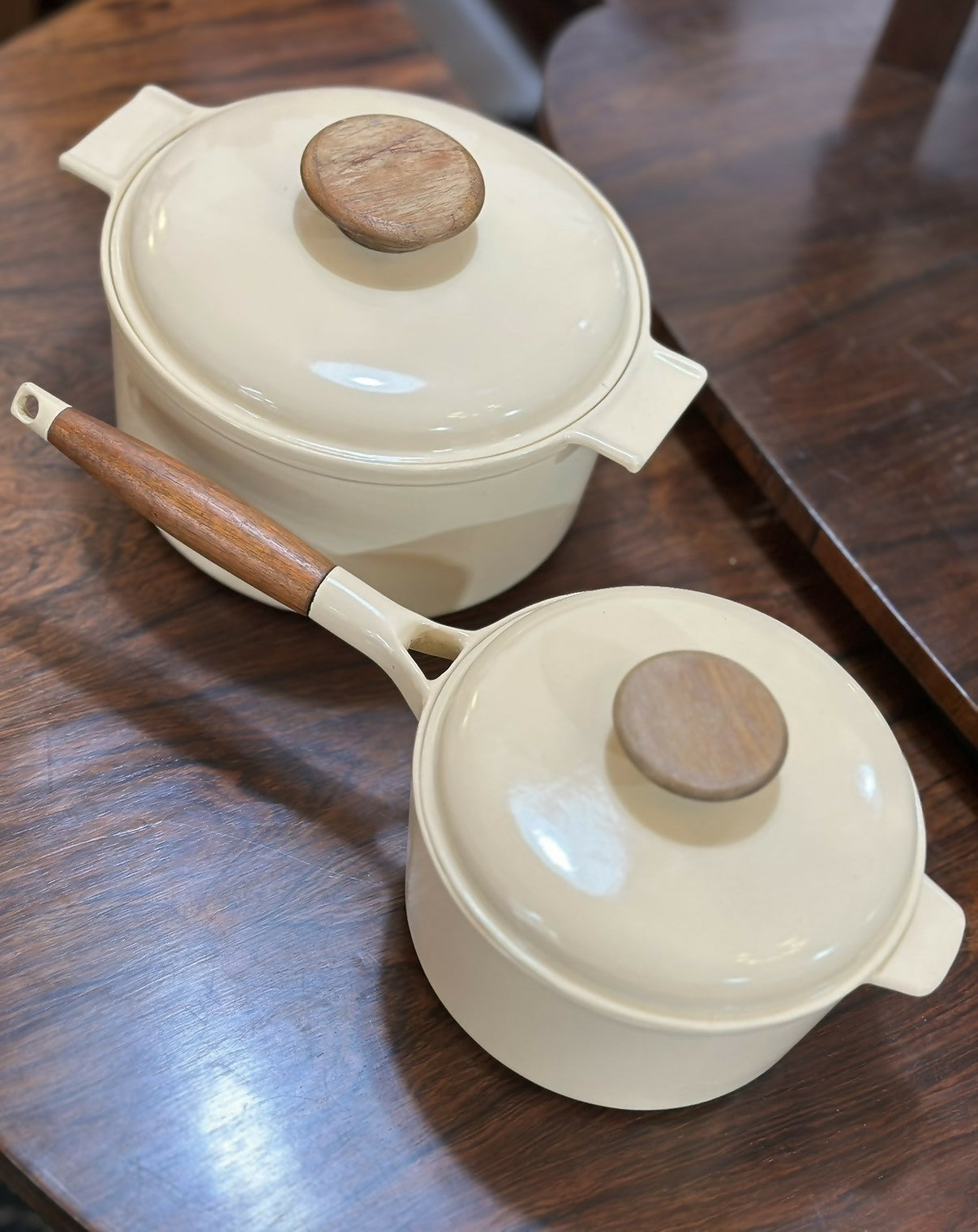 Panelas antiga de ferro esmaltado