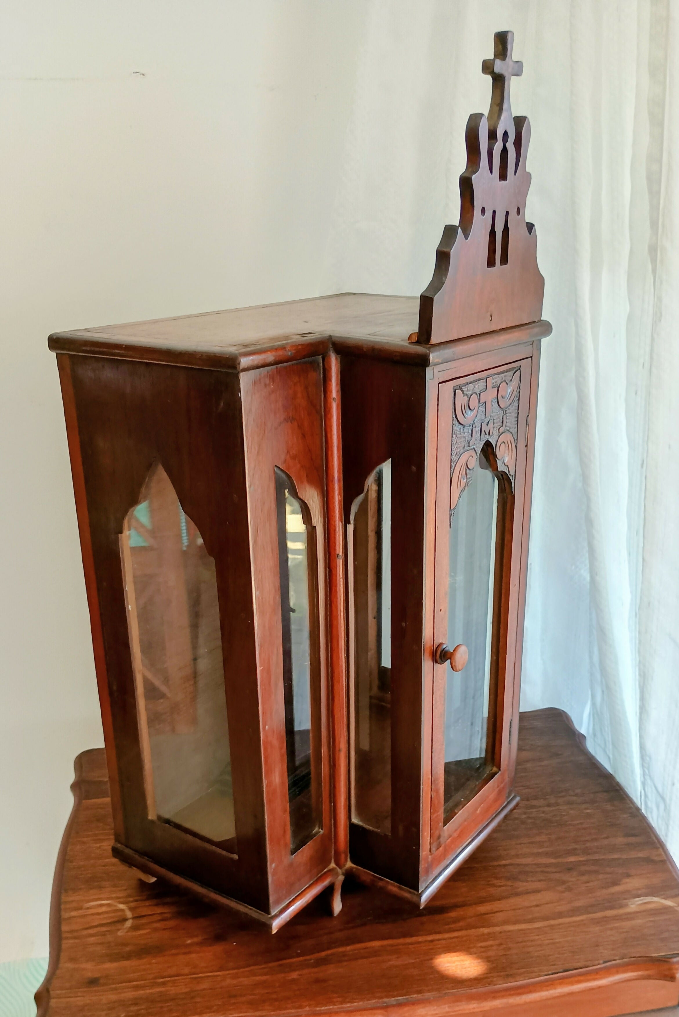 Oratório Brasileiro Autêntico – Madeira de Lei – Final do Século XIX • Peça de Coleção