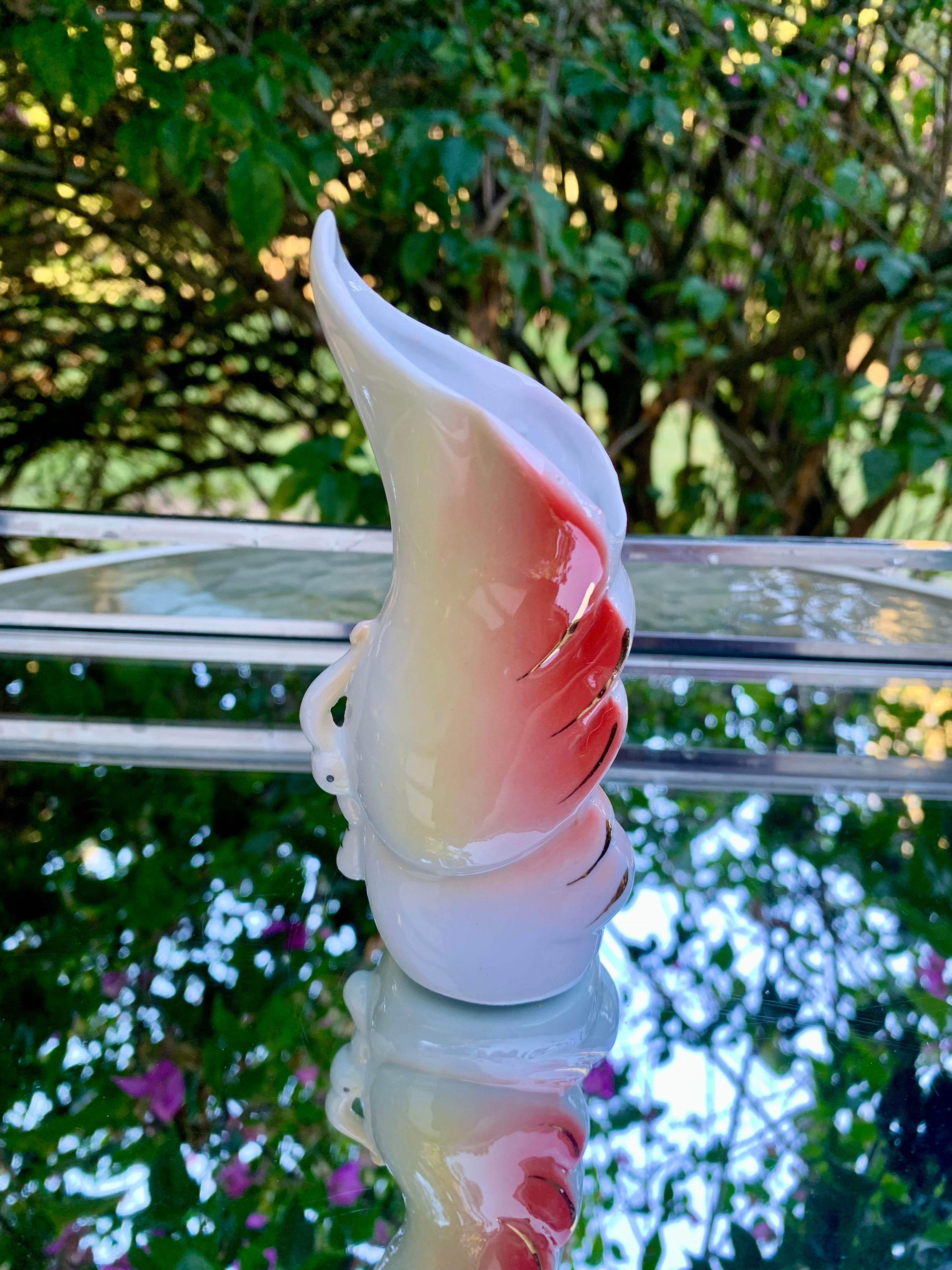 Diminuto vaso borboleta estilo Franz Porcelain