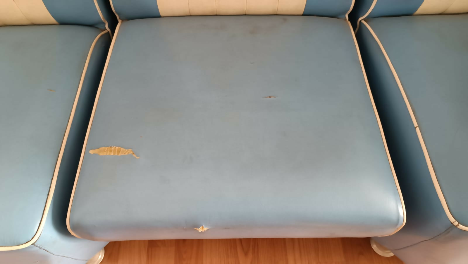 Conjunto de Sofás retro com mesa