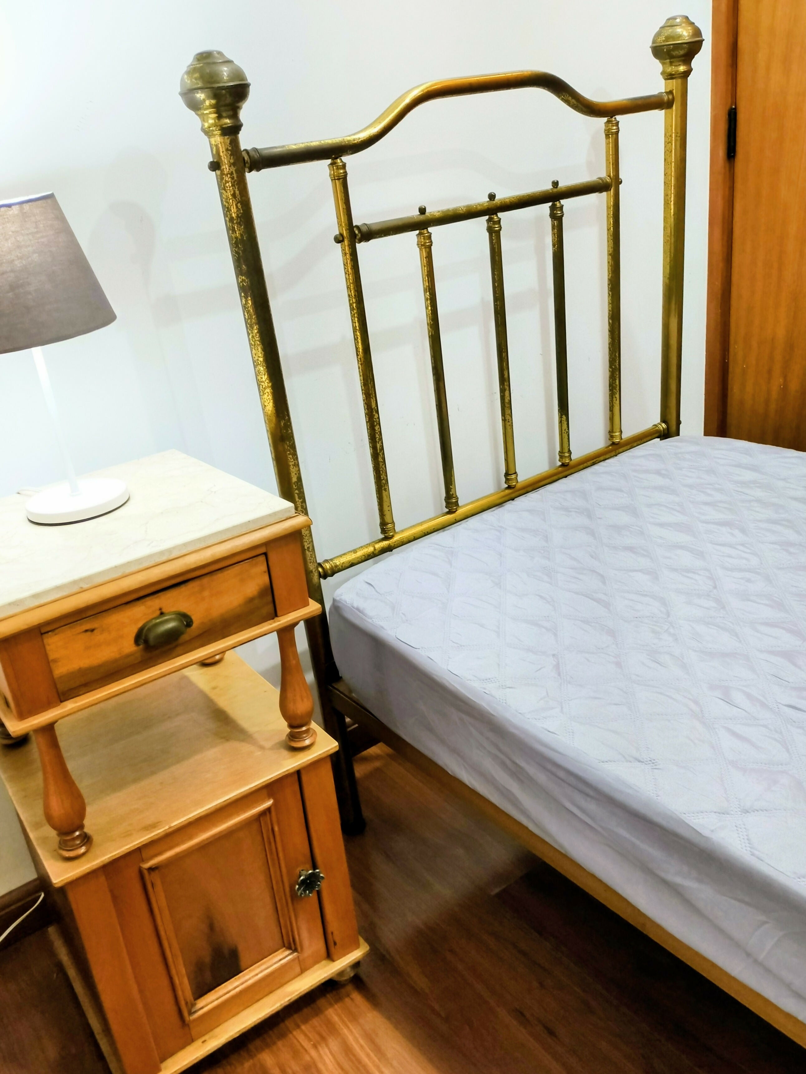 PAR DE CAMA DE SOLTEIRO VINTAGE DOURADA