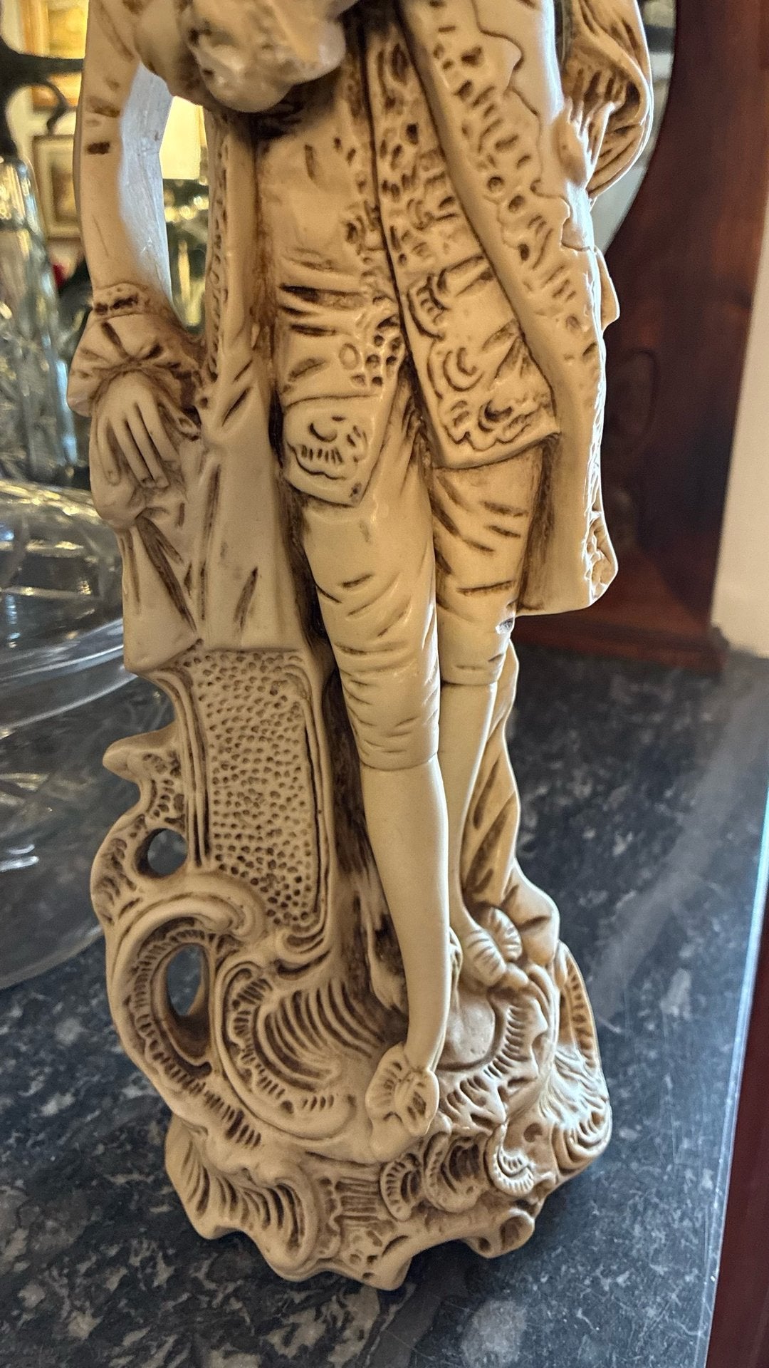 Estatueta de Cavaleiro em Resina