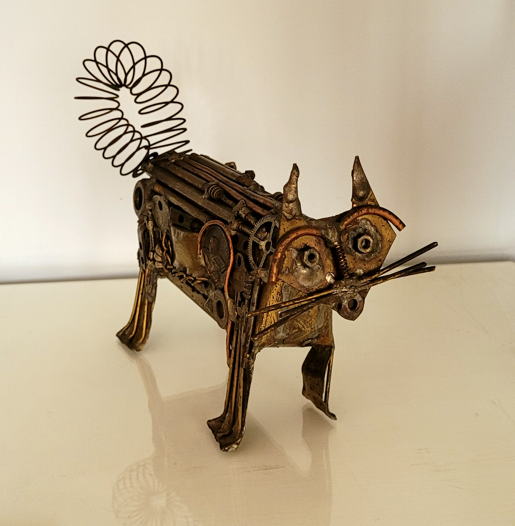 Escultura de Gato em Metal Assinada Francisco Moller