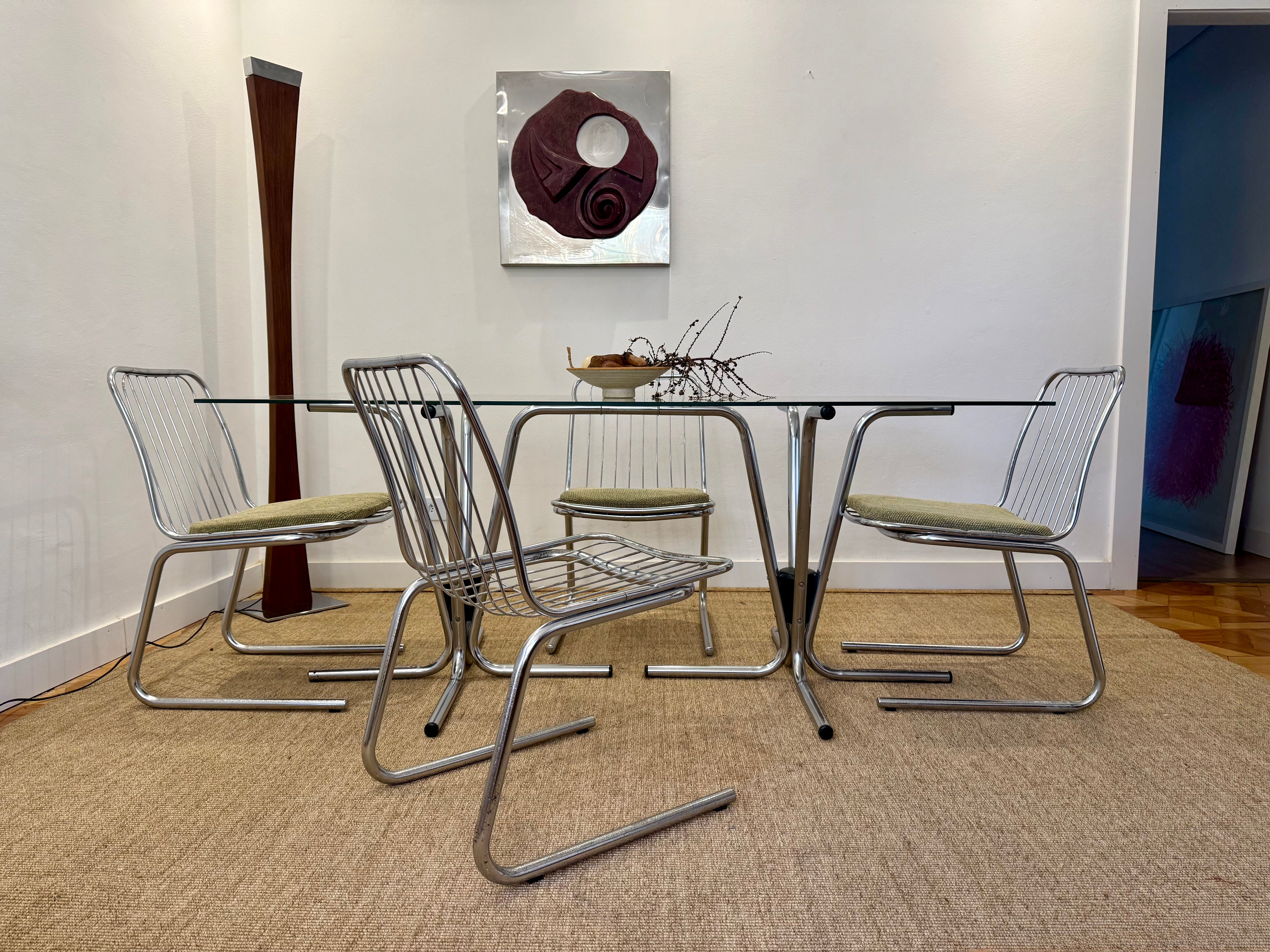 Conjunto Mesa de jantar Pozza 1970 em aço tubular (mesa retangular + 4 cadeiras) 