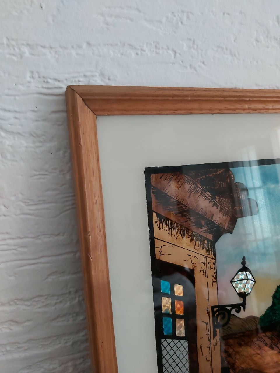 Quadro com pintura casario em espelho, anos 80.