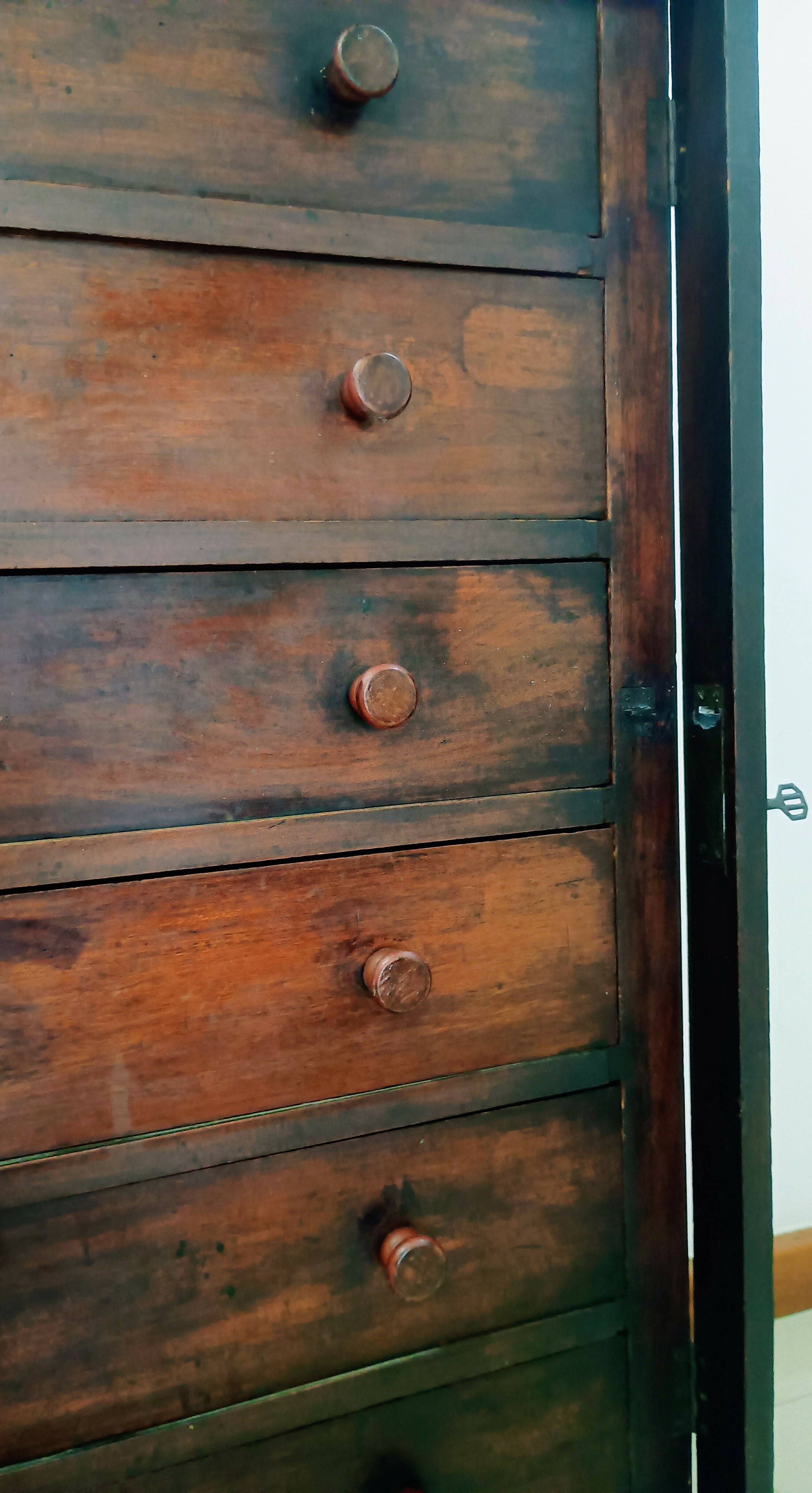 Gaveteiro / arquivo com trava lateral 1890 -1920