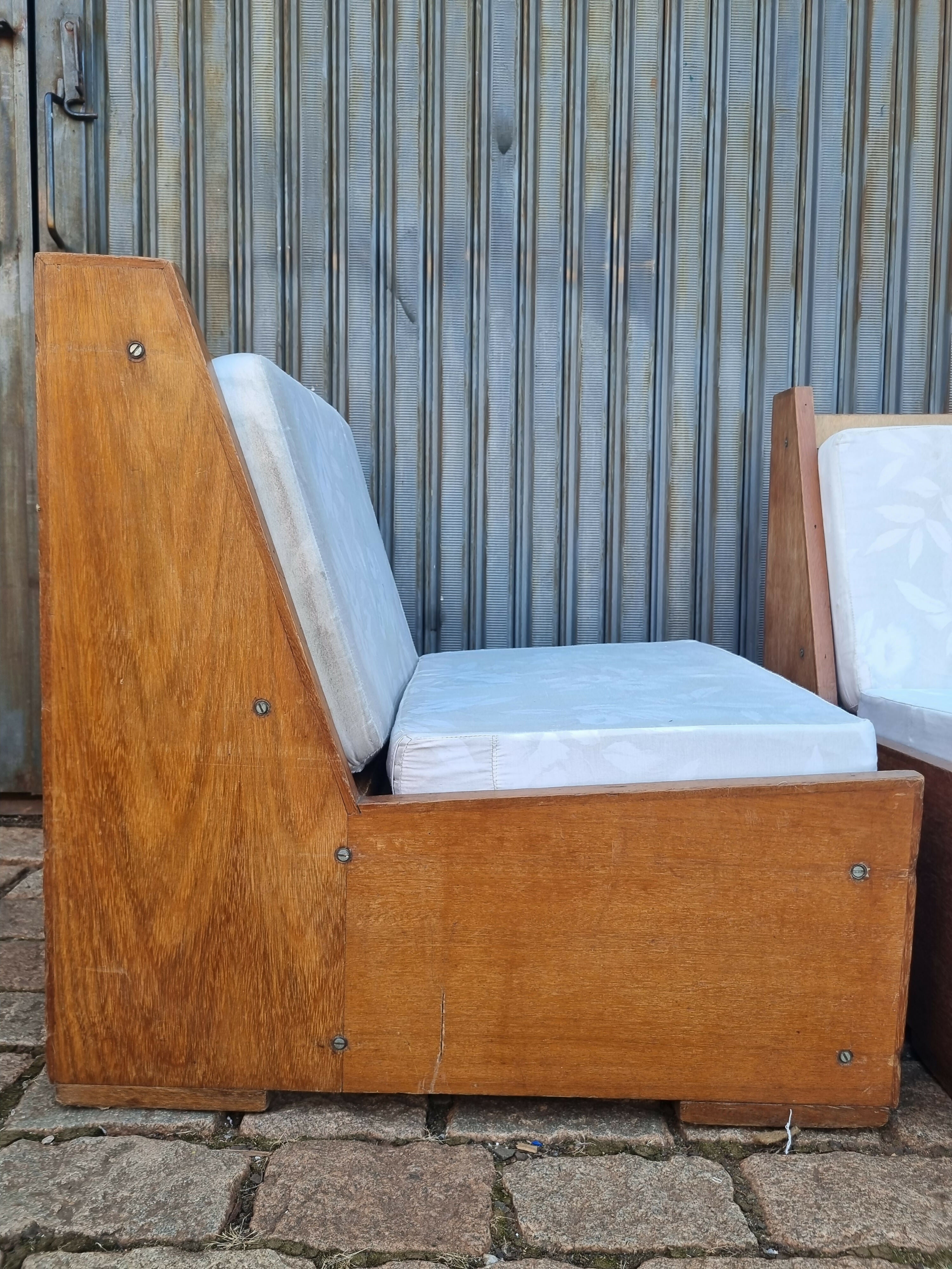 Poltronas baú anos 70 Vintage