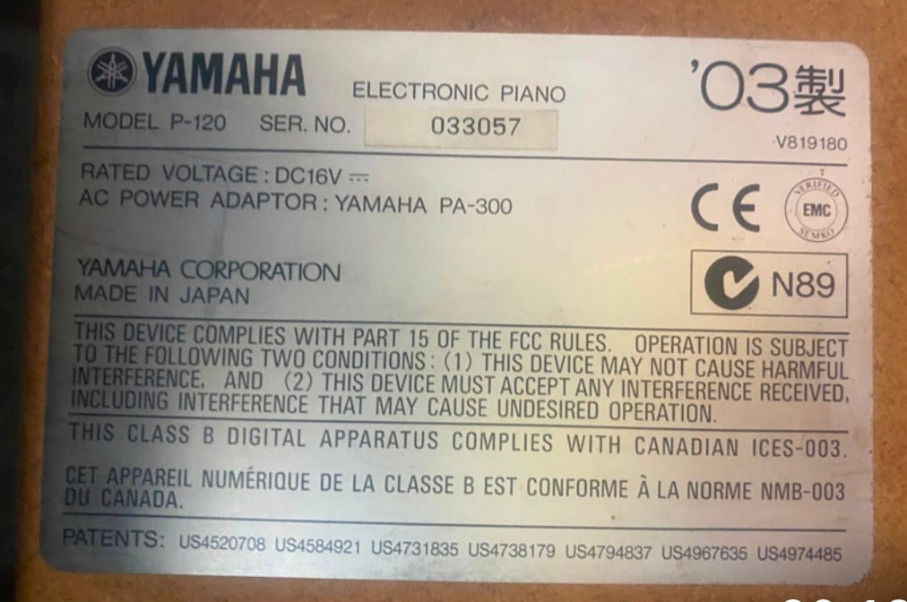 Piano elétrico Yamaha P120 - anos 2000