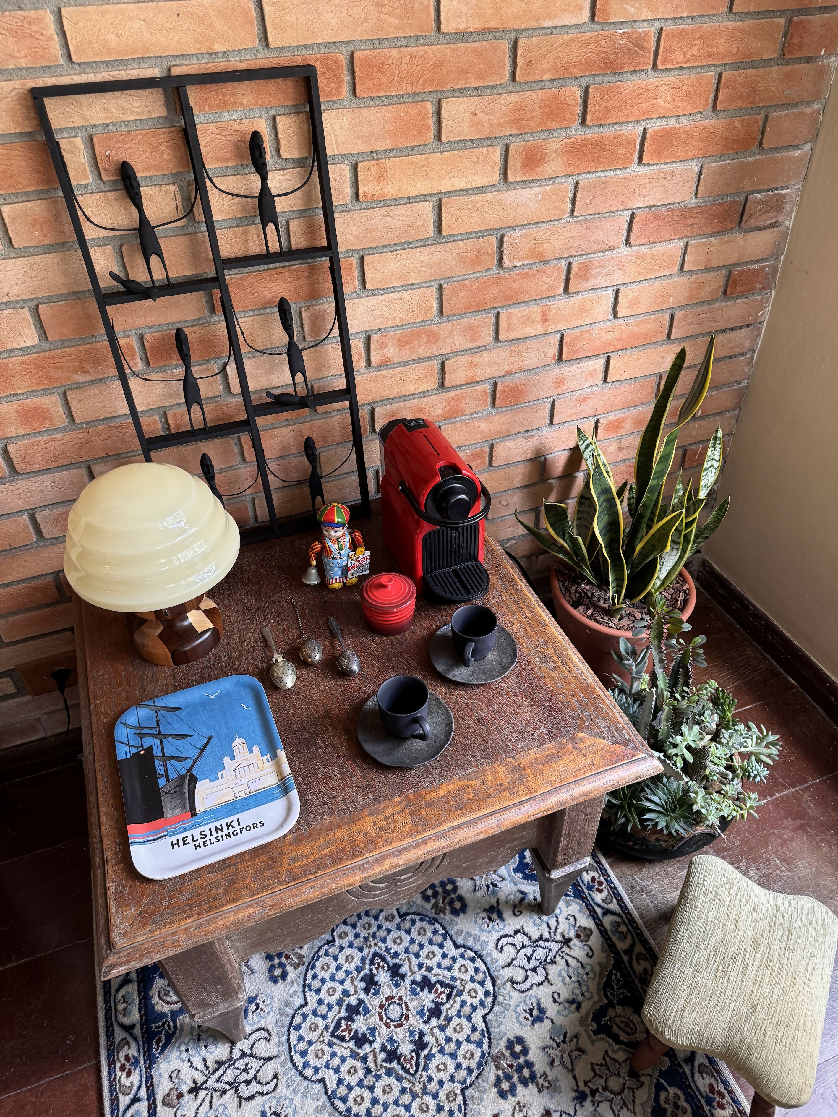 Mesas em madeira maciça - custo unitário