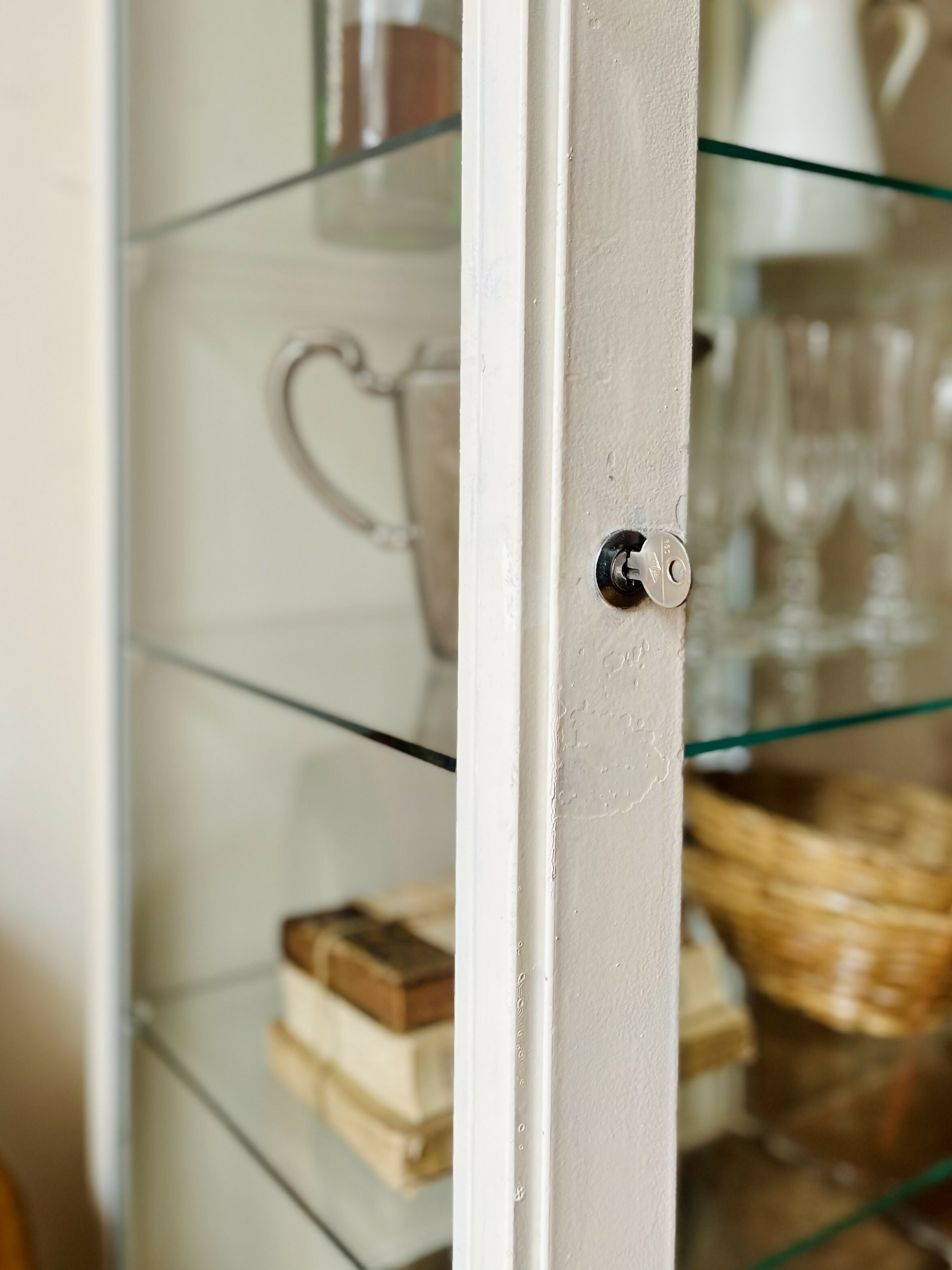 Armário de farmácia original