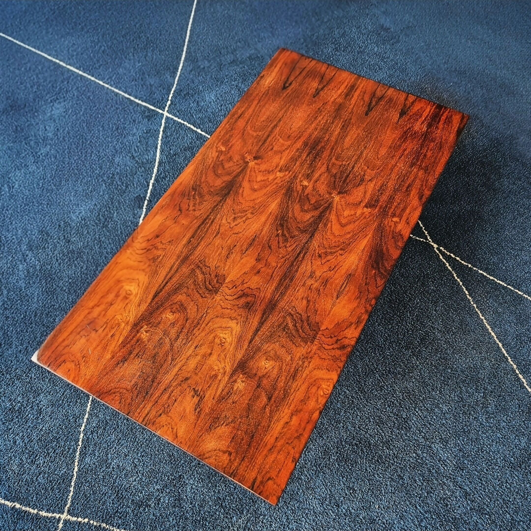 MESA DE CENTRO EM JACARANDÁ E FERRO (ANOS 50)