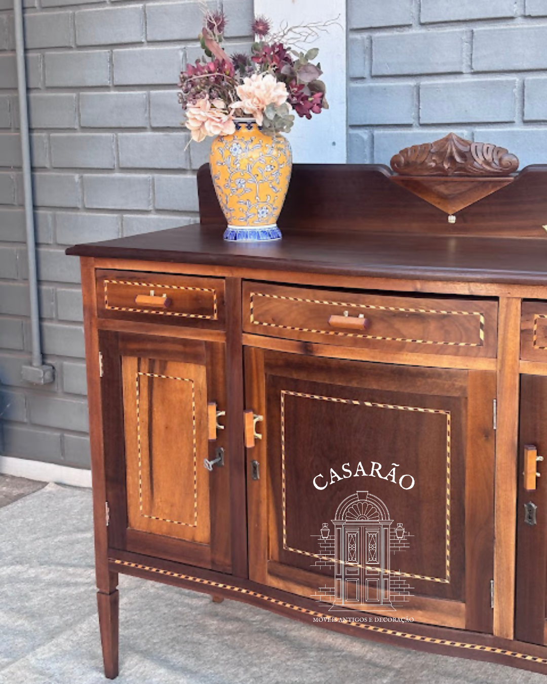 Buffet/ balcão/ aparador marchetaria