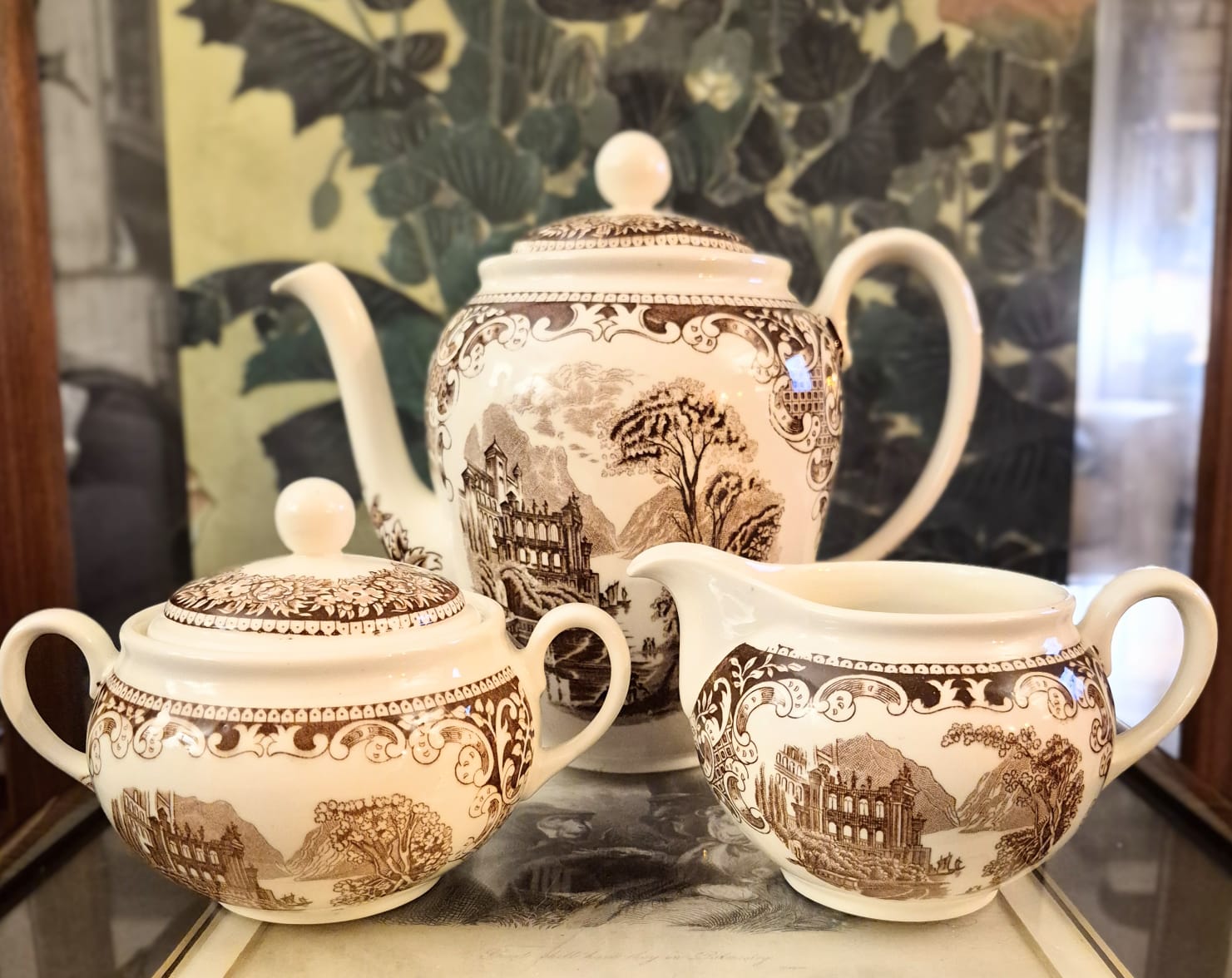 Conjunto para servir chá e café em faiança holandesa centenária (final do séc XIX, início do séc XX) Petrus Regout &amp; Co Maastricht (atual Royal Sphinx), modelo Castillo. Muito raro e impecável.