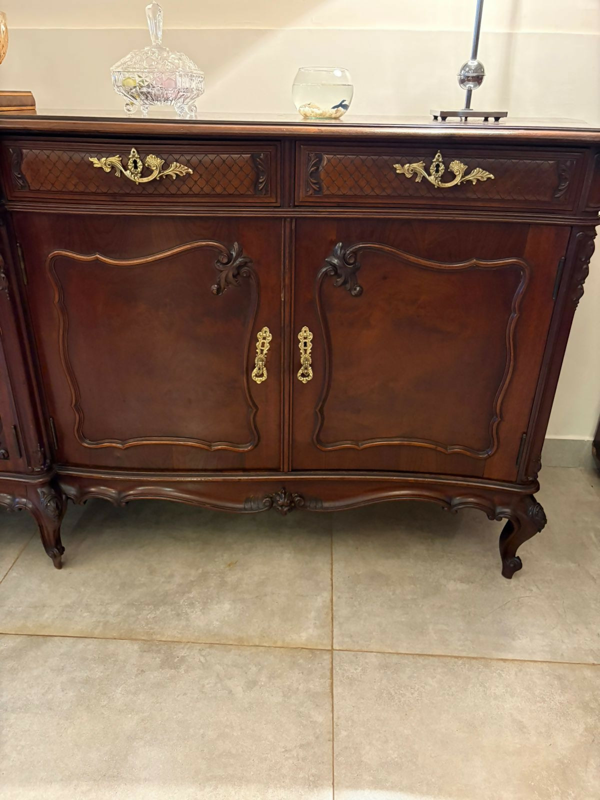 Buffet / Balcão Tager Luiz XV – Peça Original e Imponente