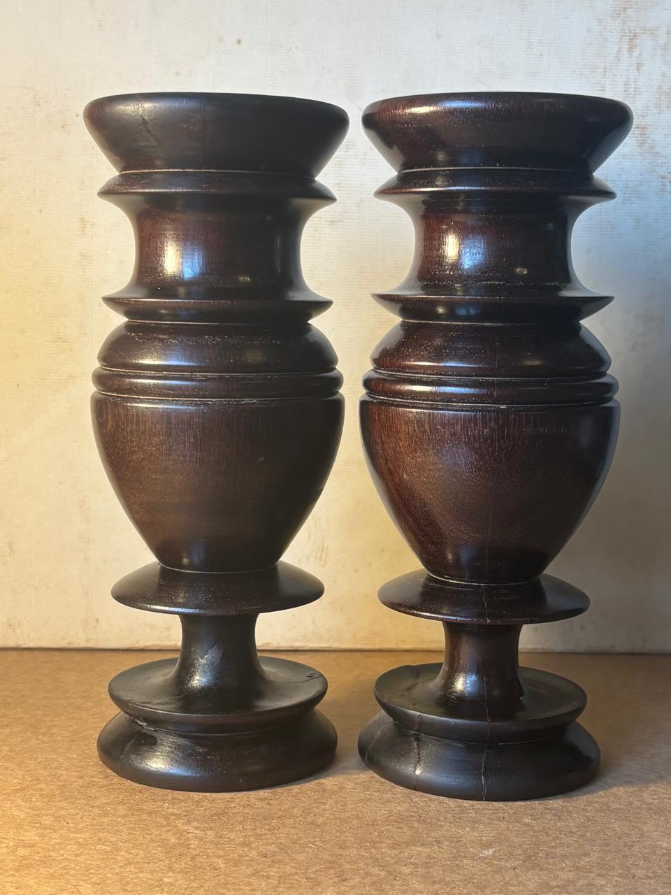 Par de vasos torneados em jacarandá maciço (DMCPS_092)