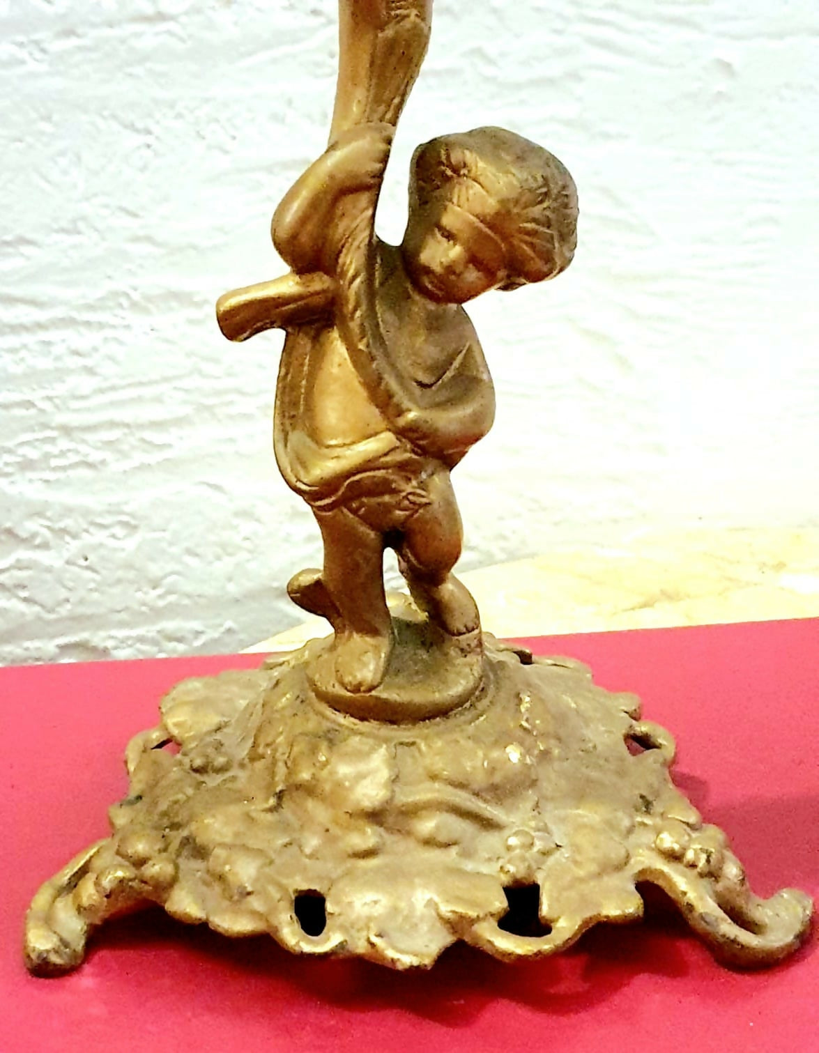 Par de castiçais em bronze maciço com espaço para 3 lúmens. Lindos!