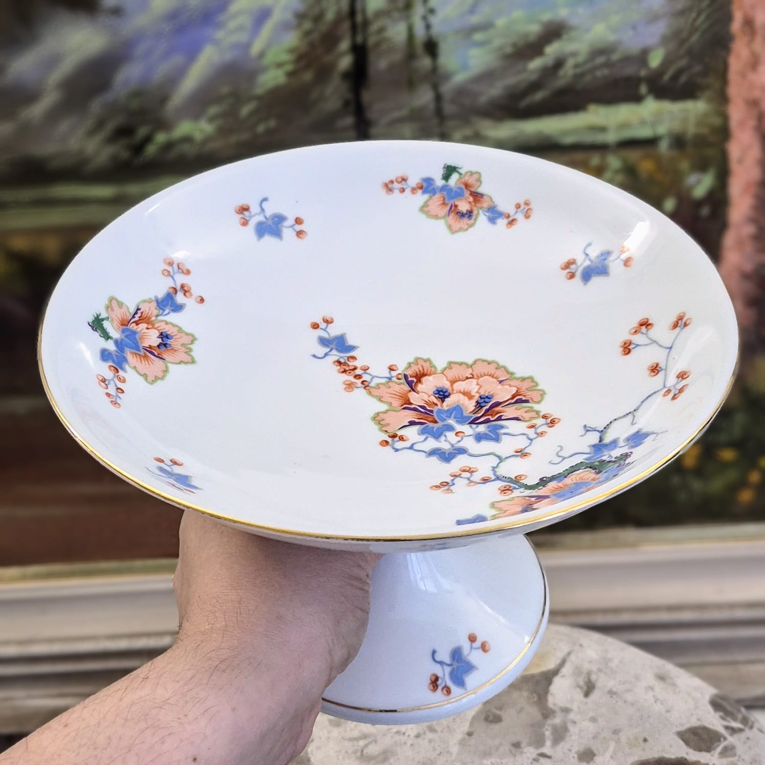 Linda fruteira e / ou prato para doces com pedestal em porcelana tcheca antiga Pirkenhammer. Maravilhosa e impecável.
