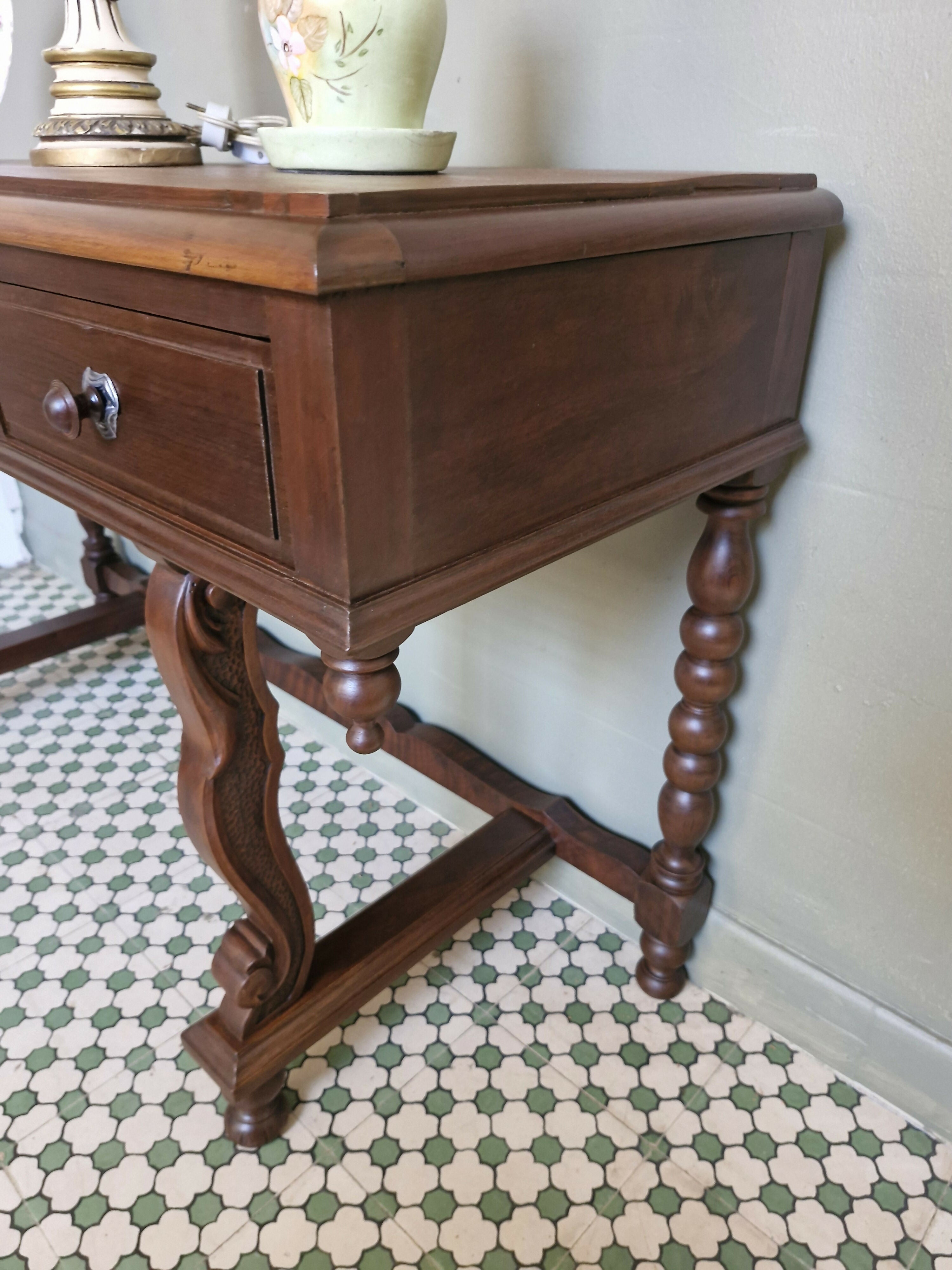 Aparador estilo Colonial