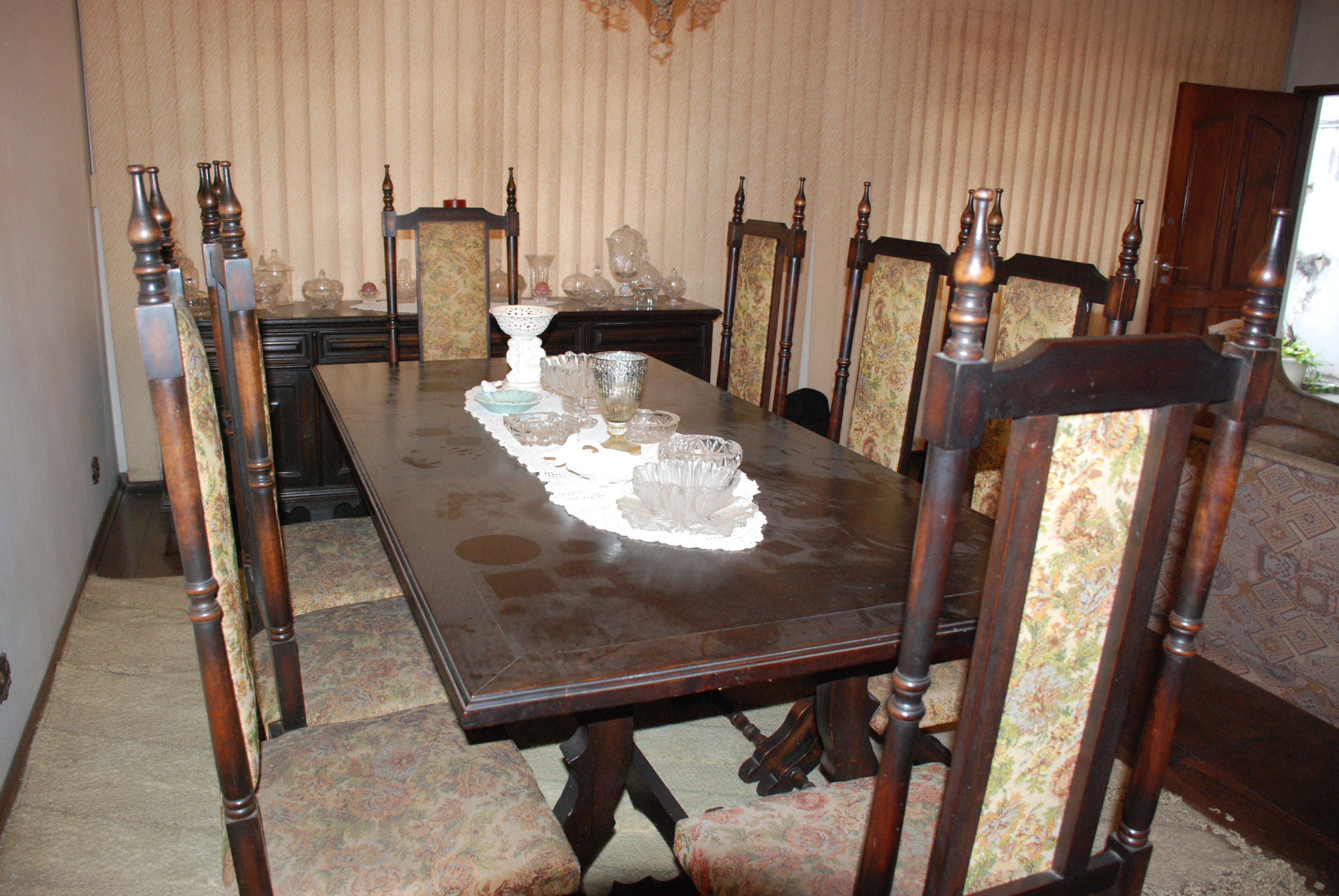 Mesa de jantar Retangular PORTUGUESA anos 60 , 8 cadeiras estofadas