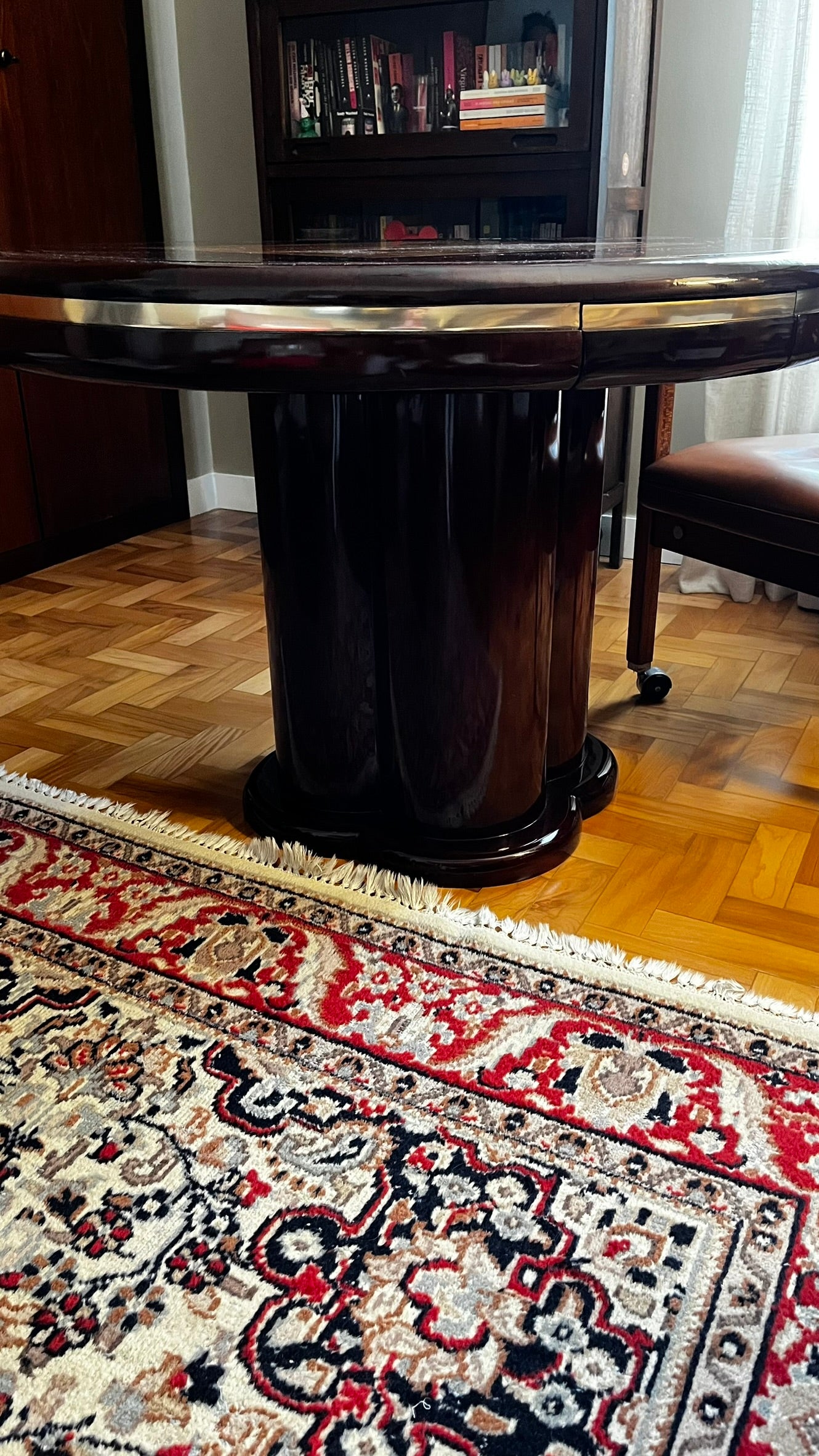 Mesa de Jogos Vintage com Tampo Reversível e 4 Gavetas