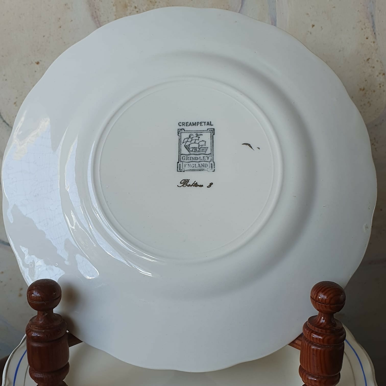 Conjunto de 23 peças, pratos rasos e fundos, em faiança inglesa Art Decó, anos 30, Grindley Creampetal