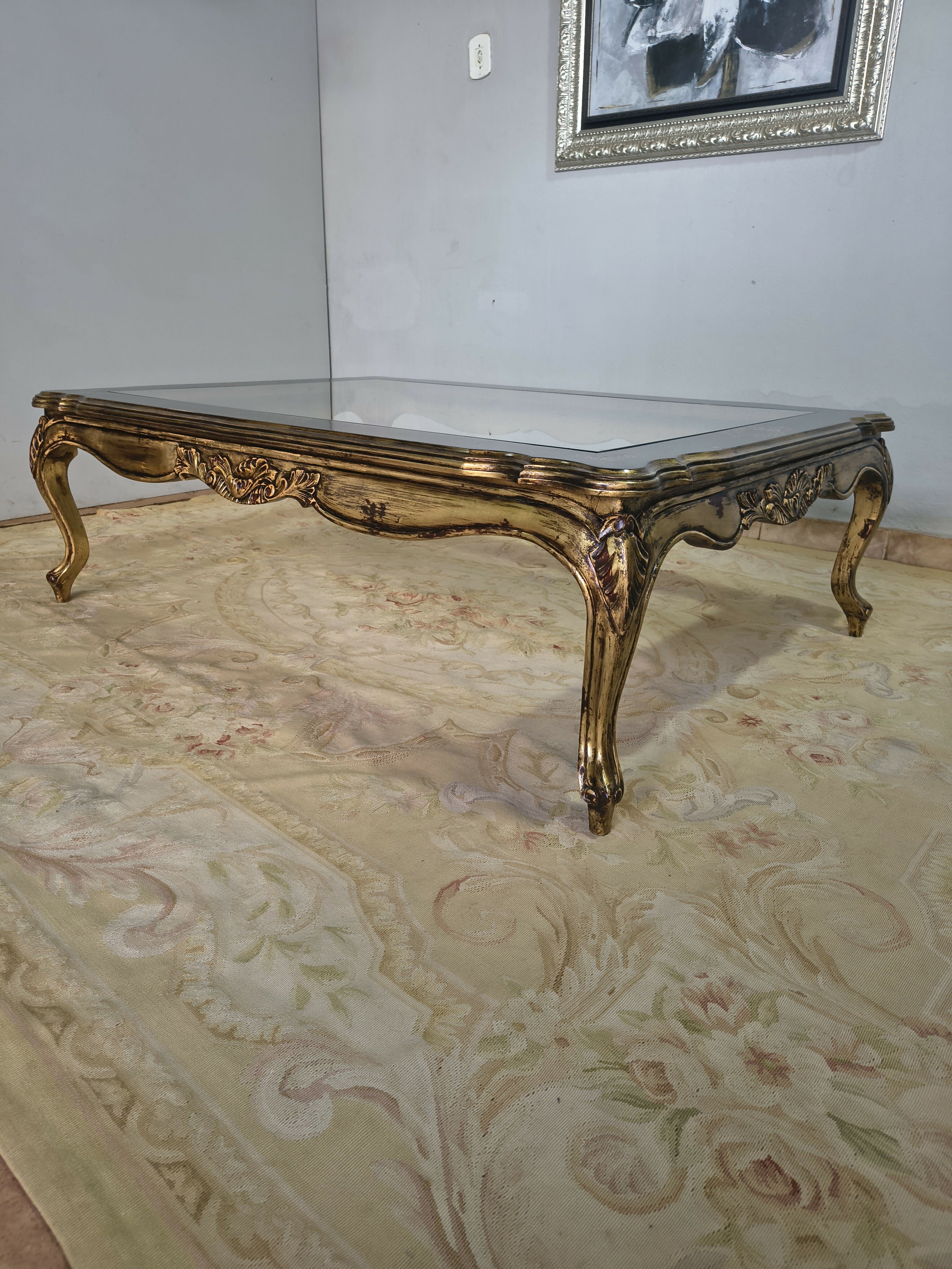 Mesa de Centro em madeira, folhas a ouro e vidro