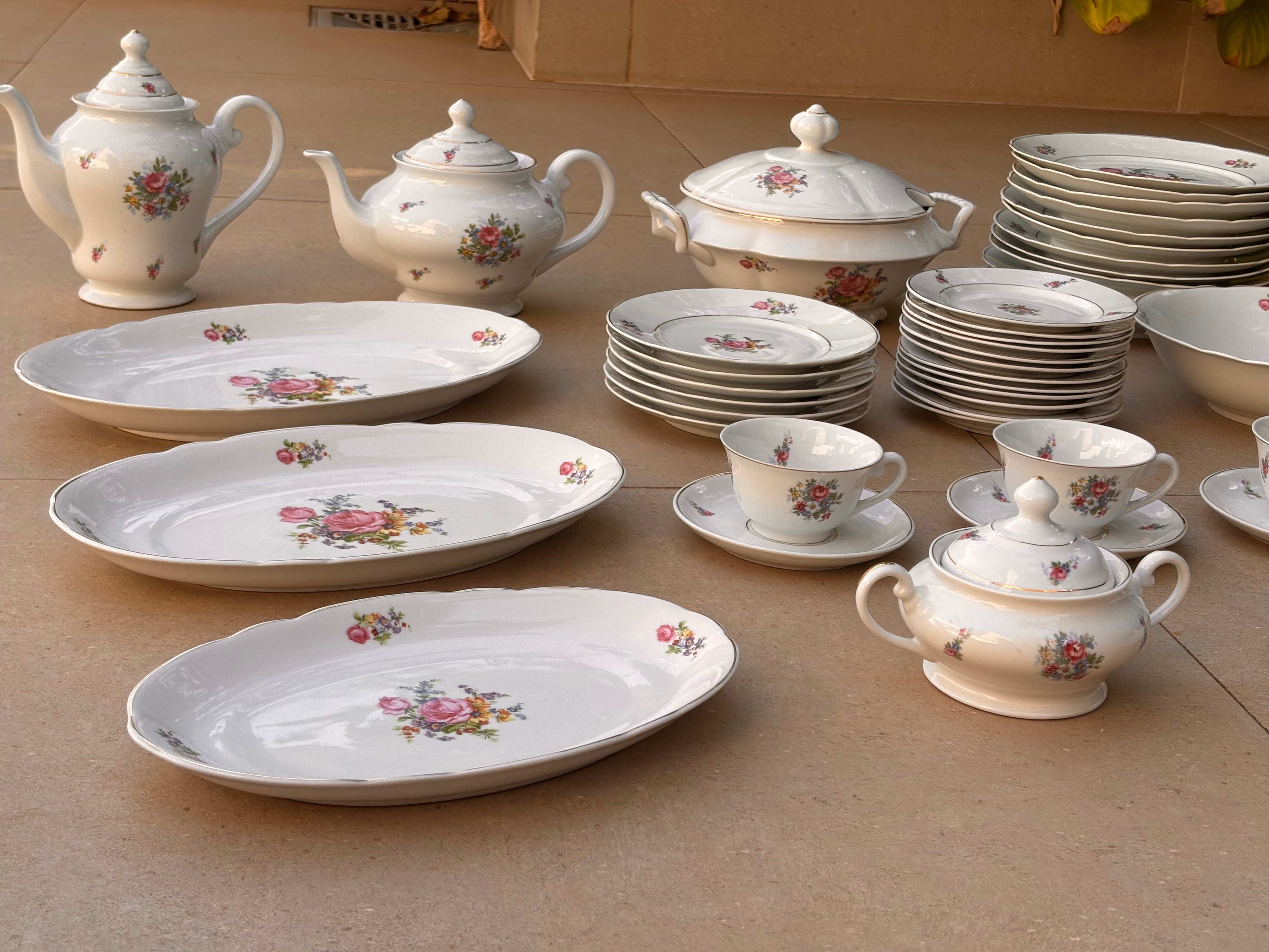 Antigo Aparelho Jantar Chá Café Porcelana Real Anos 50/60 - 69 Peças