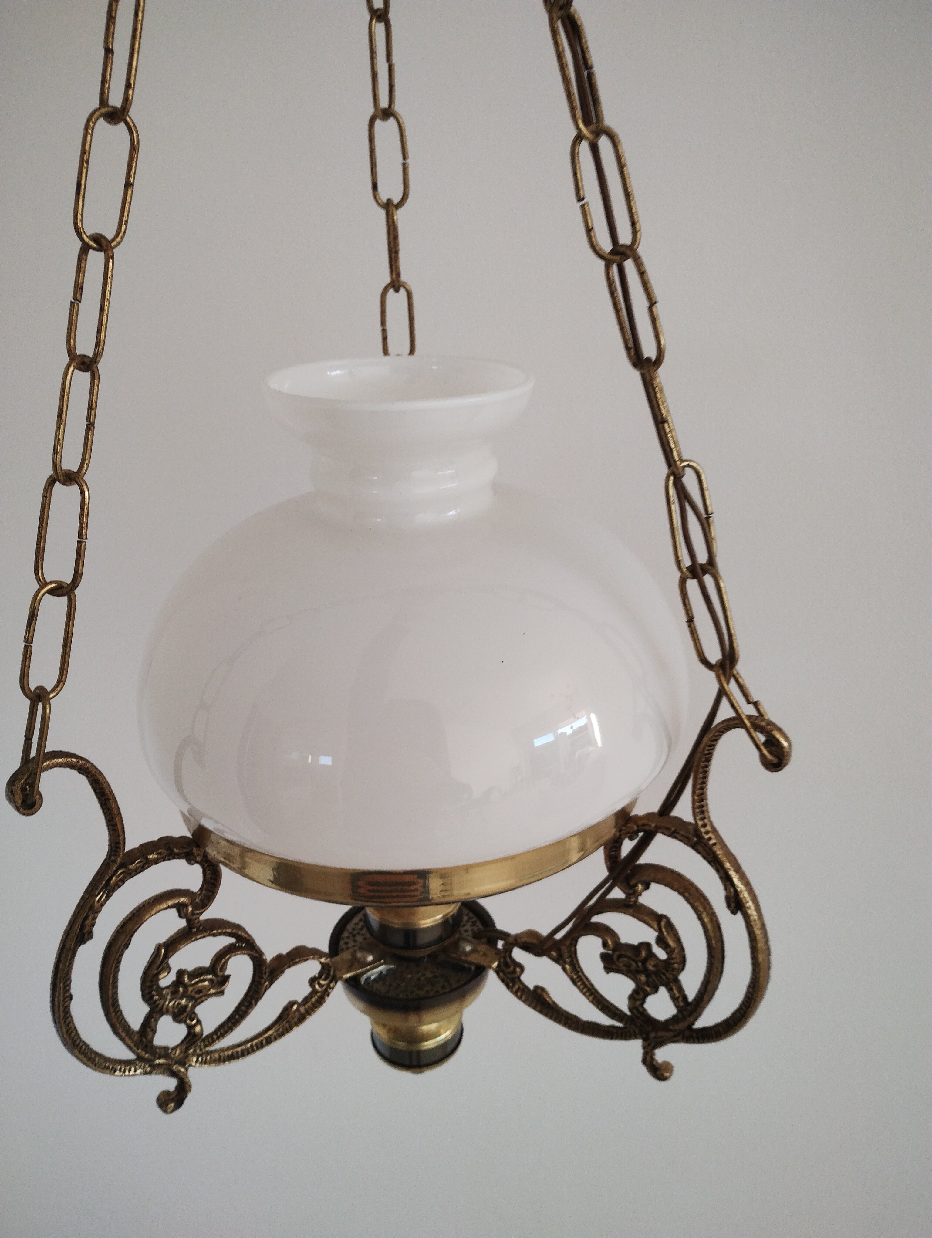 Lustre antigo em bronze