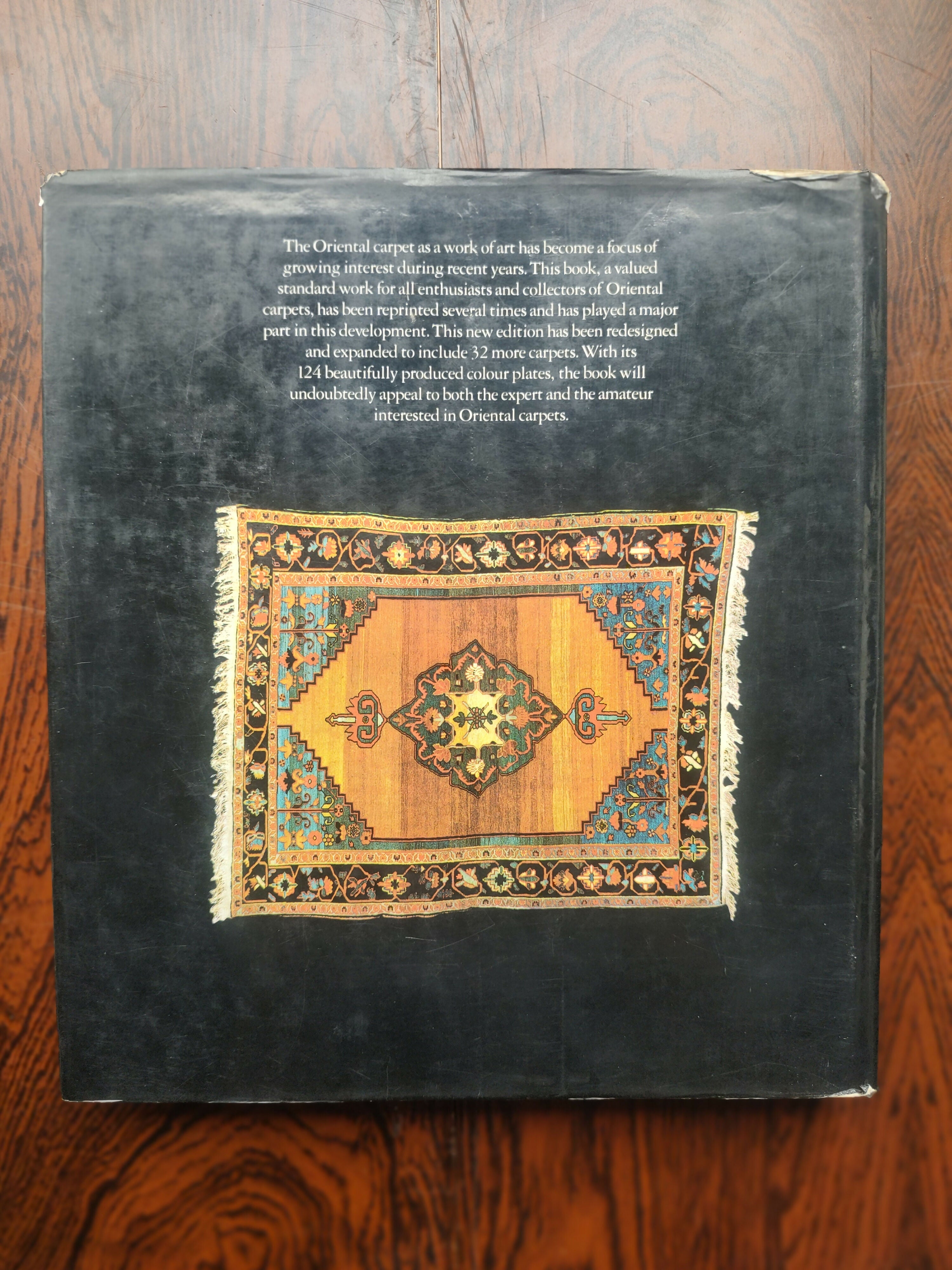 Raro e Antigo Livro "Oriental Carpets" de Ulrich Schürmann