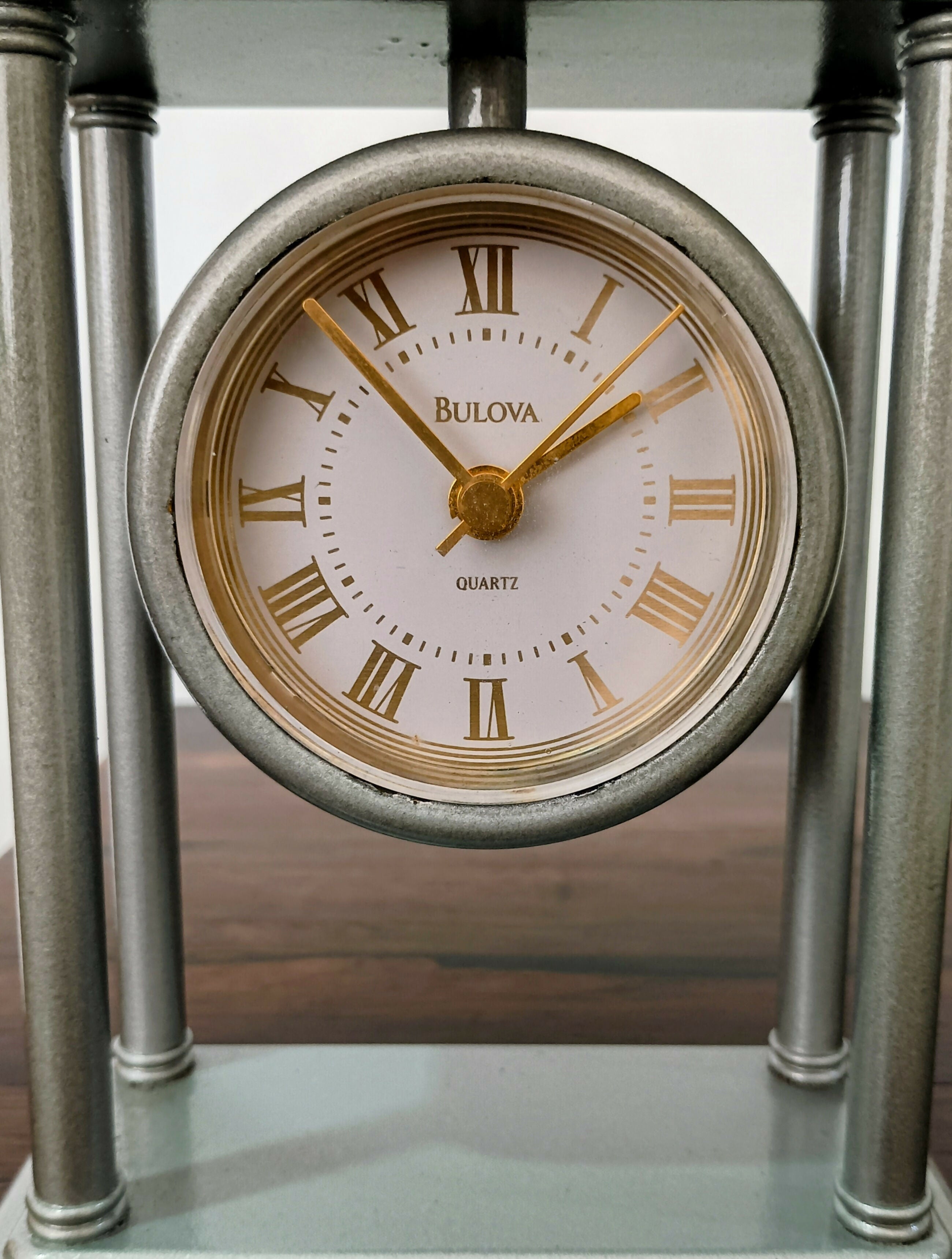 Relógio de mesa Bulova a quartz
