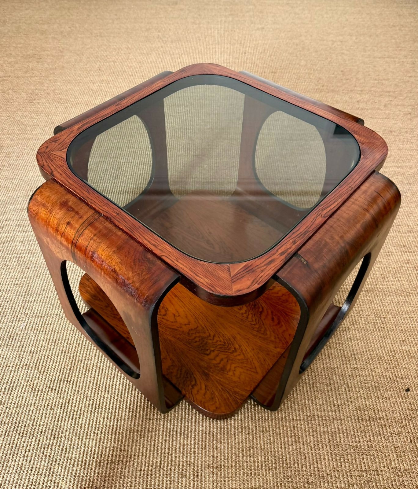 Mesa lateral Bertomeu e CIA- Design Moderno
