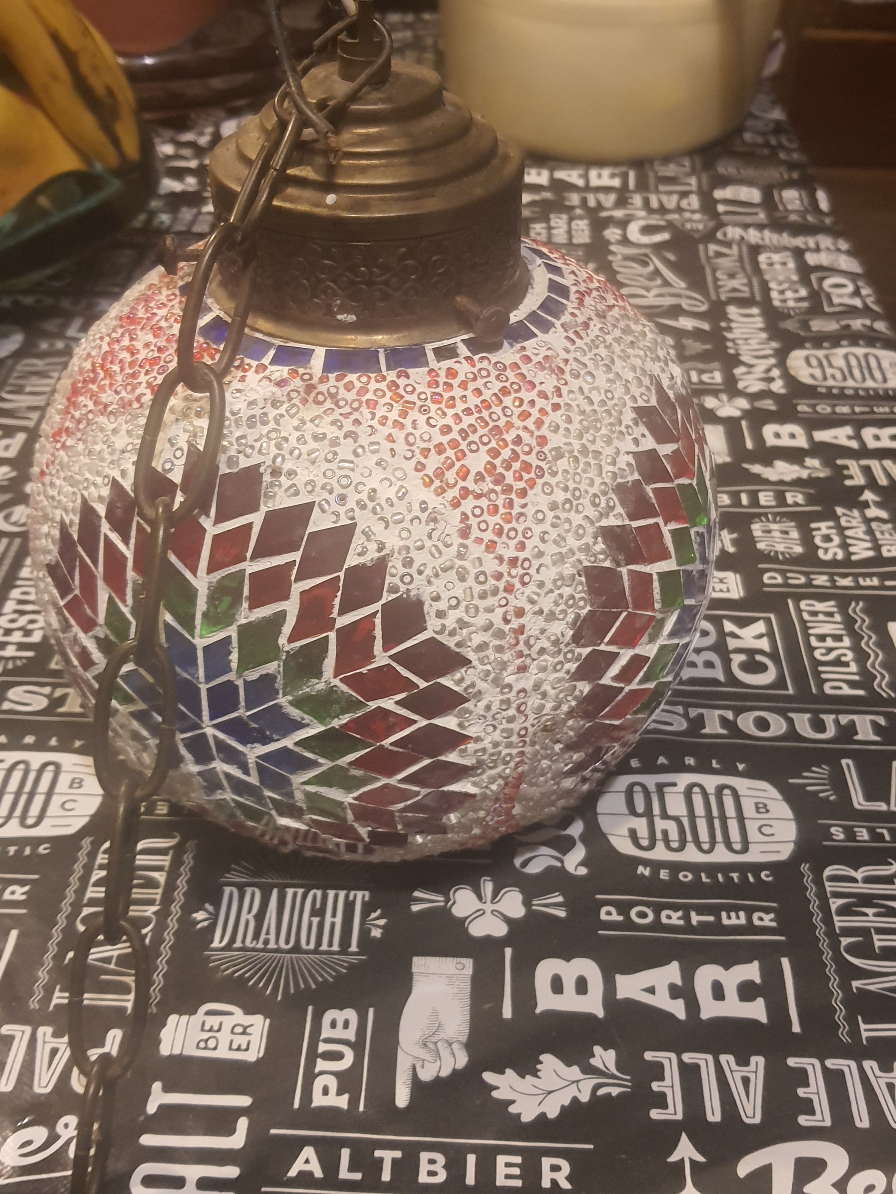 Luminaria pendente arredondada de mosaico turco com vidros importados