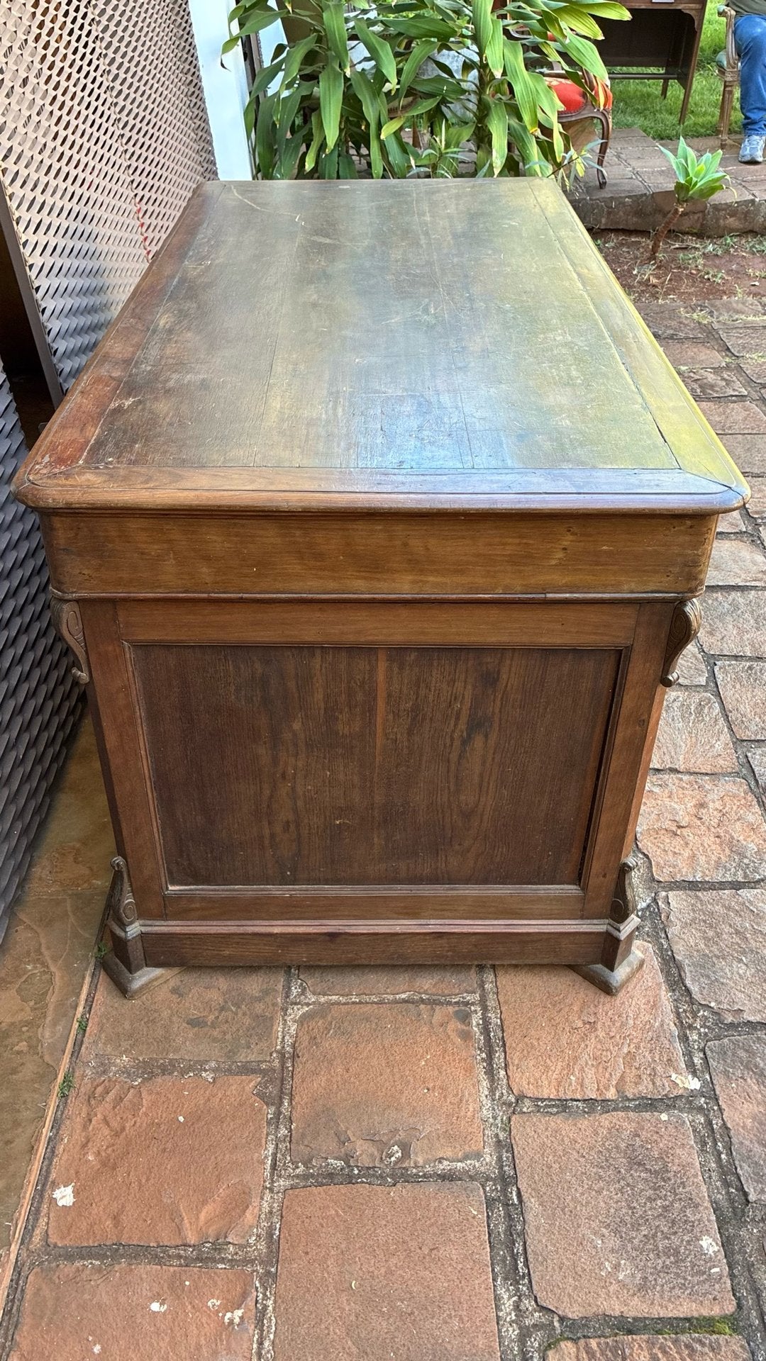 Escrivaninha Pedestal em Madeira