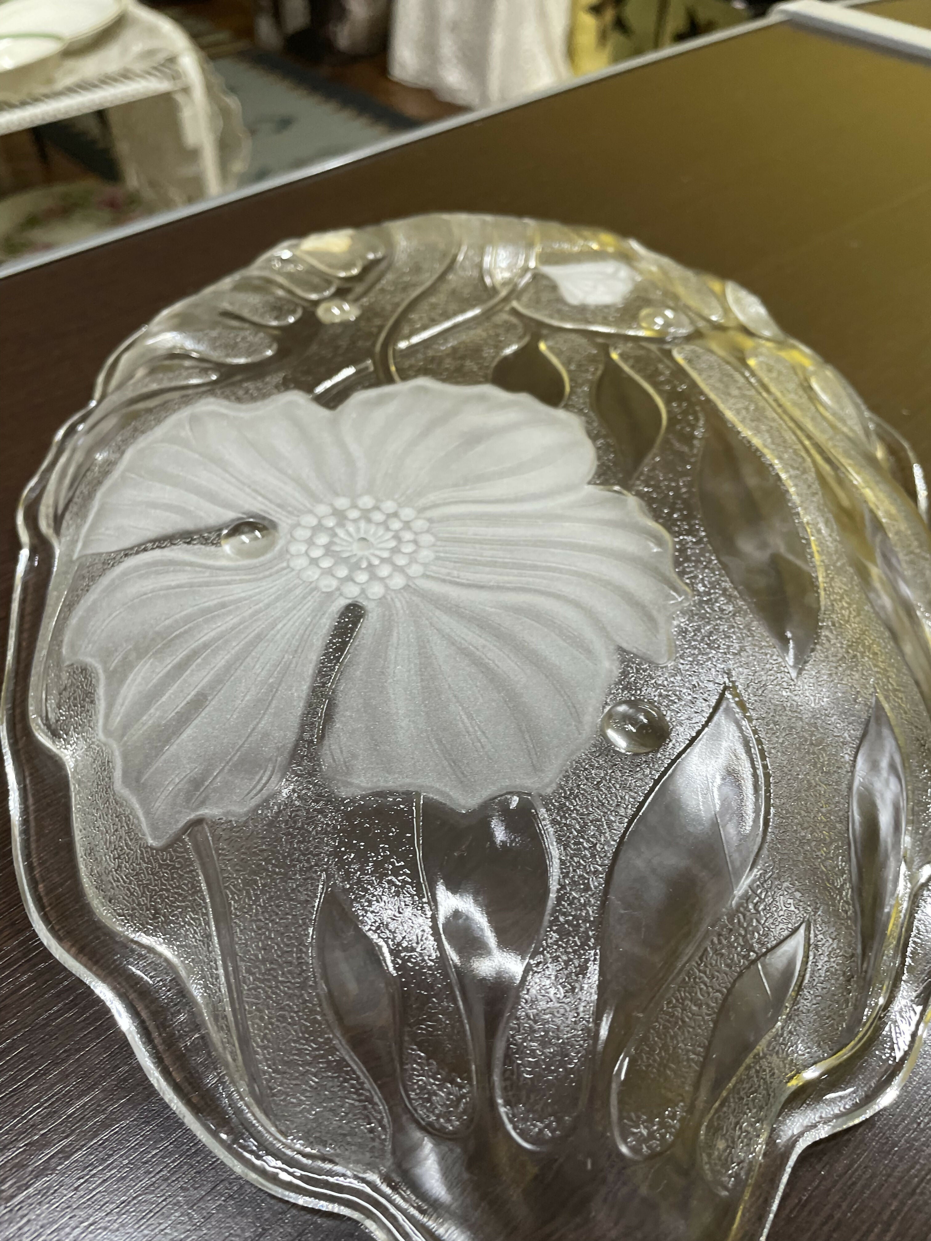 Fruteira lapidada com alça