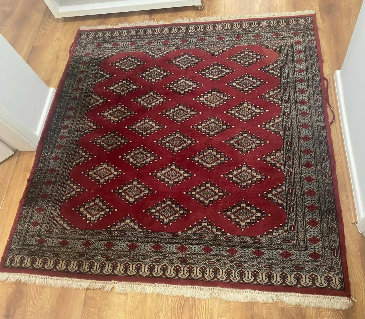 Tapete Persa 1,65m x 1,53m (com franjas)